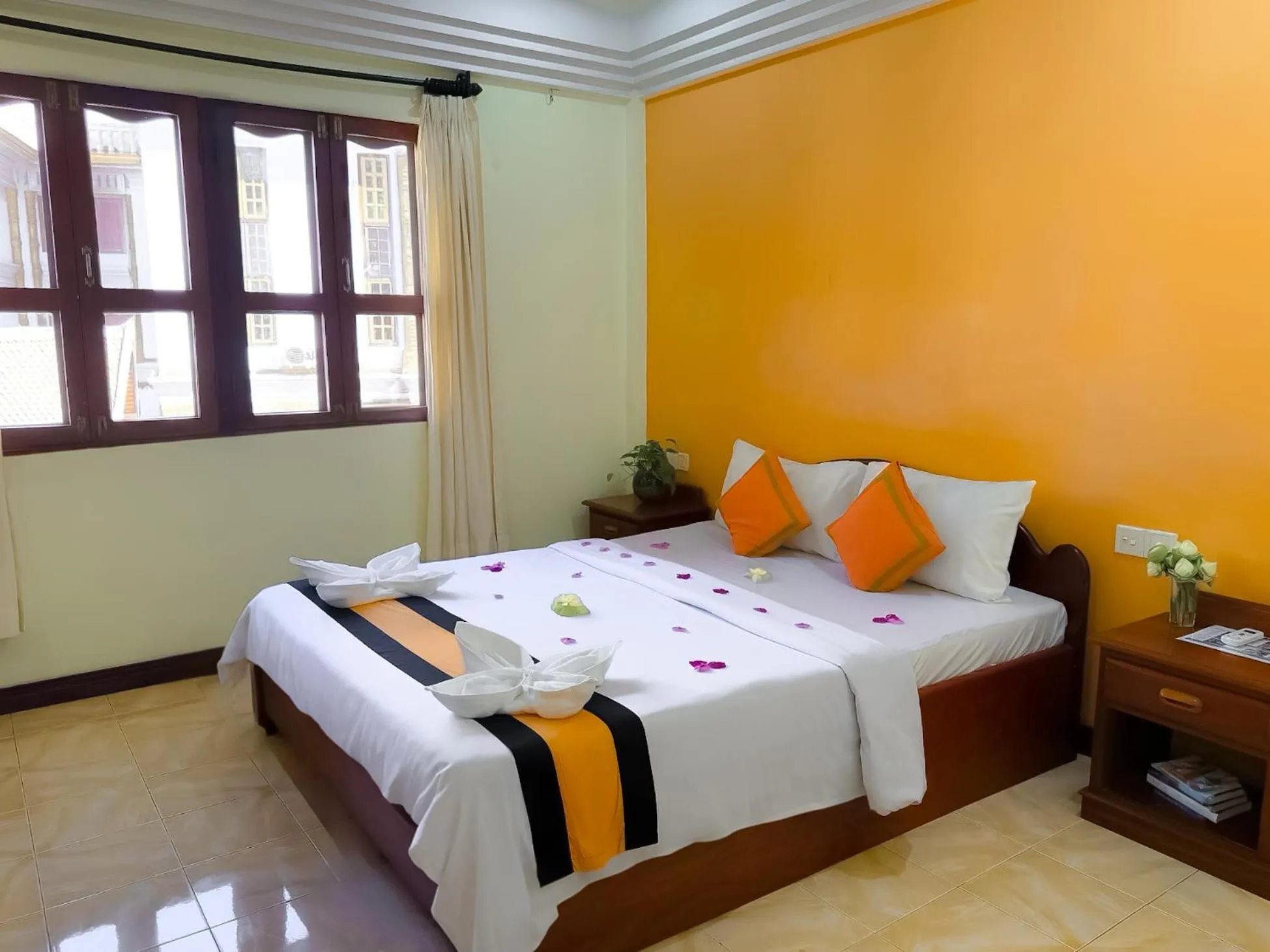 Bedroom, Bed in VPlus Hotel