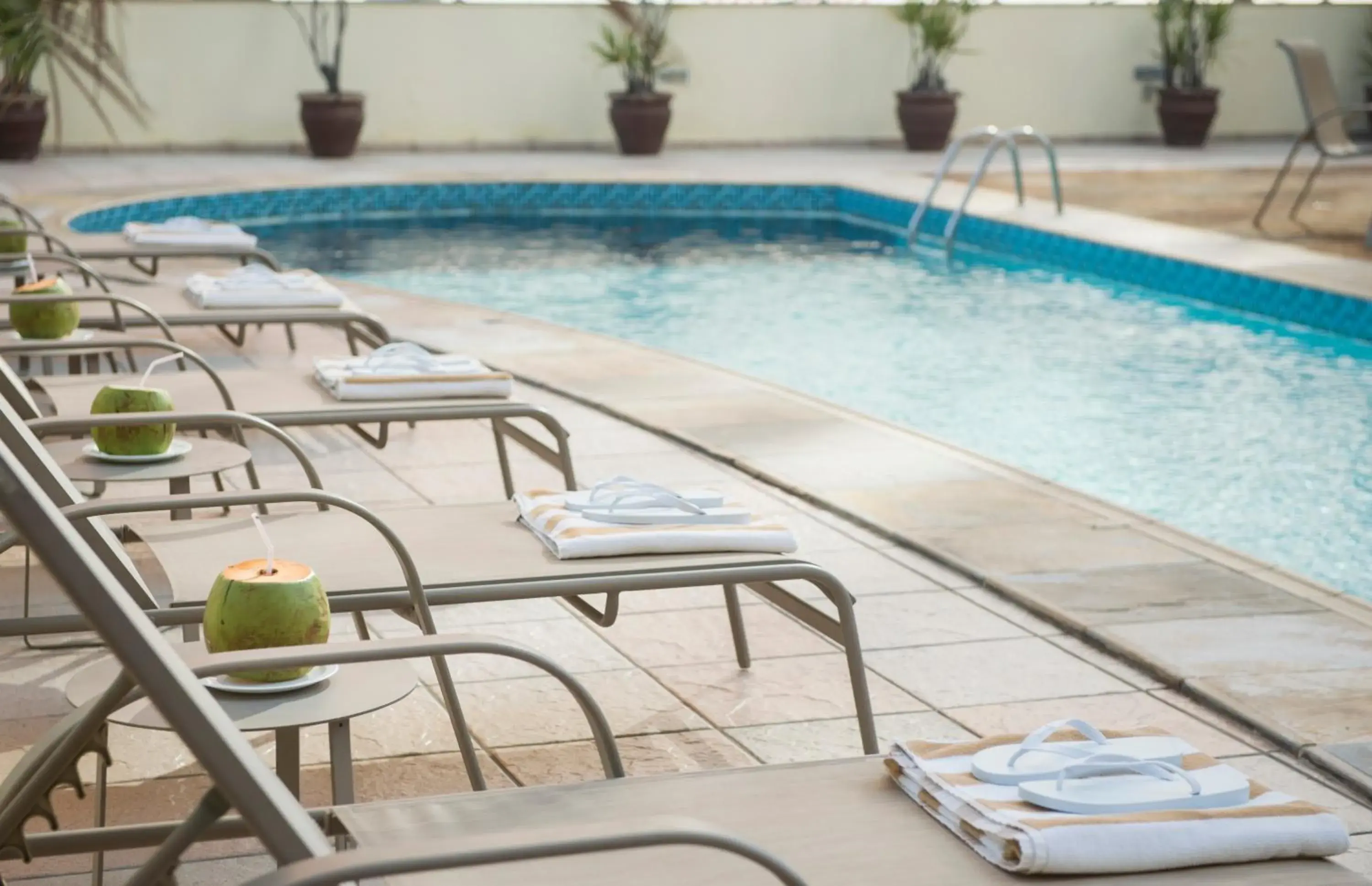 Swimming pool in Hotel Luzeiros Fortaleza Swimming pool in Hotel Luzeiros Fortaleza