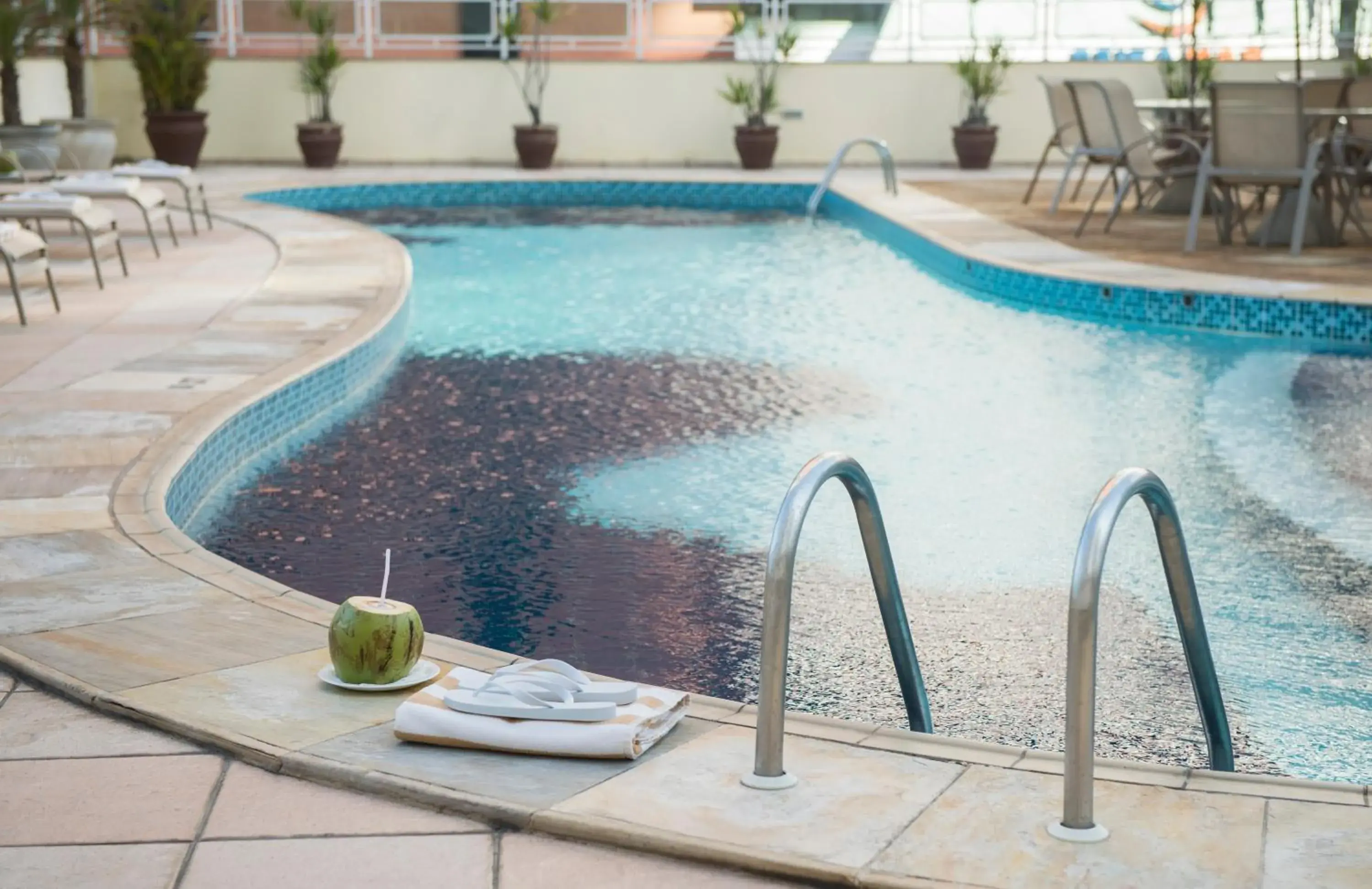 Pool view in Hotel Luzeiros Fortaleza Pool view in Hotel Luzeiros Fortaleza