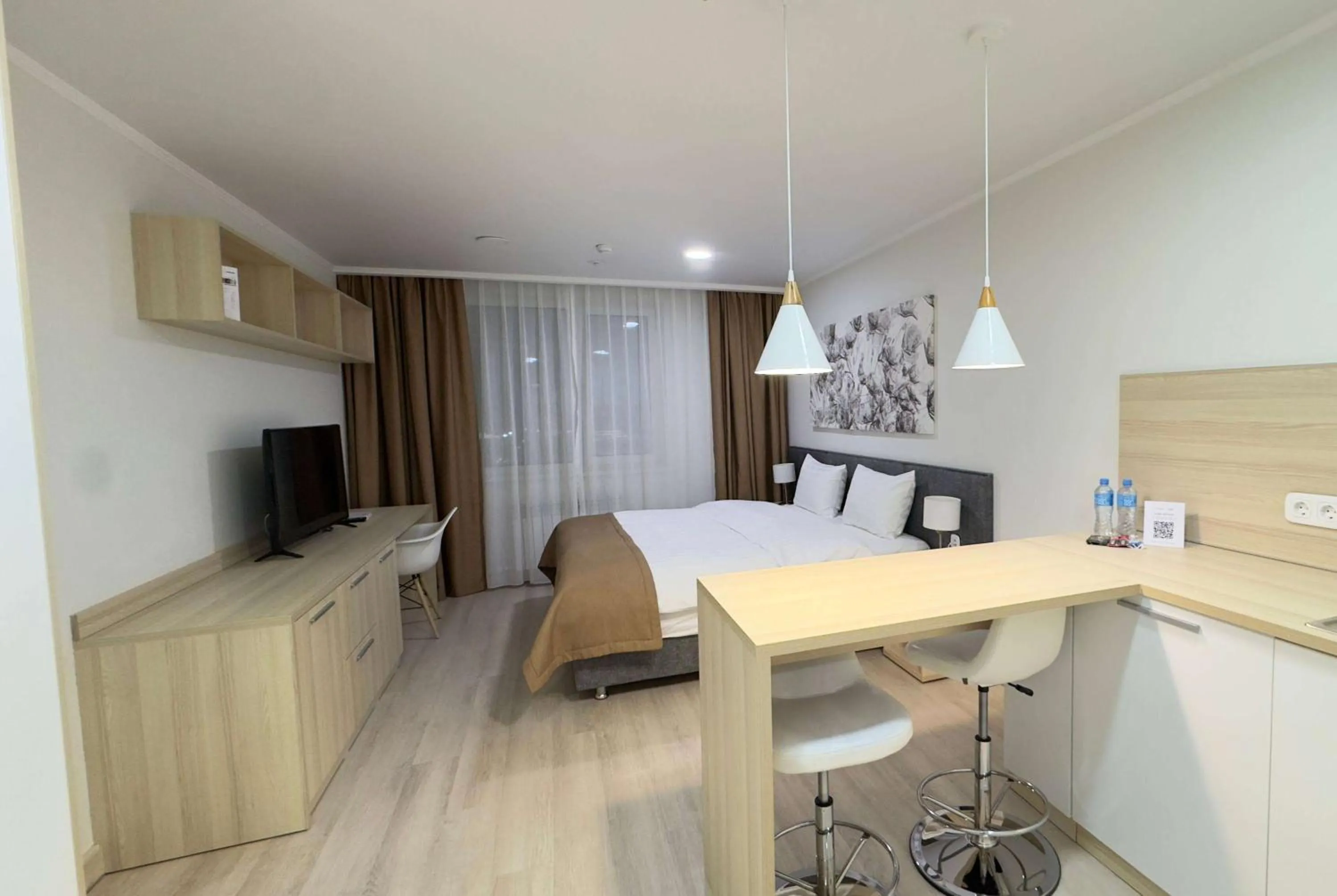 Photo of the whole room in TOR'RE Astana, Trademark Collection by Wyndham