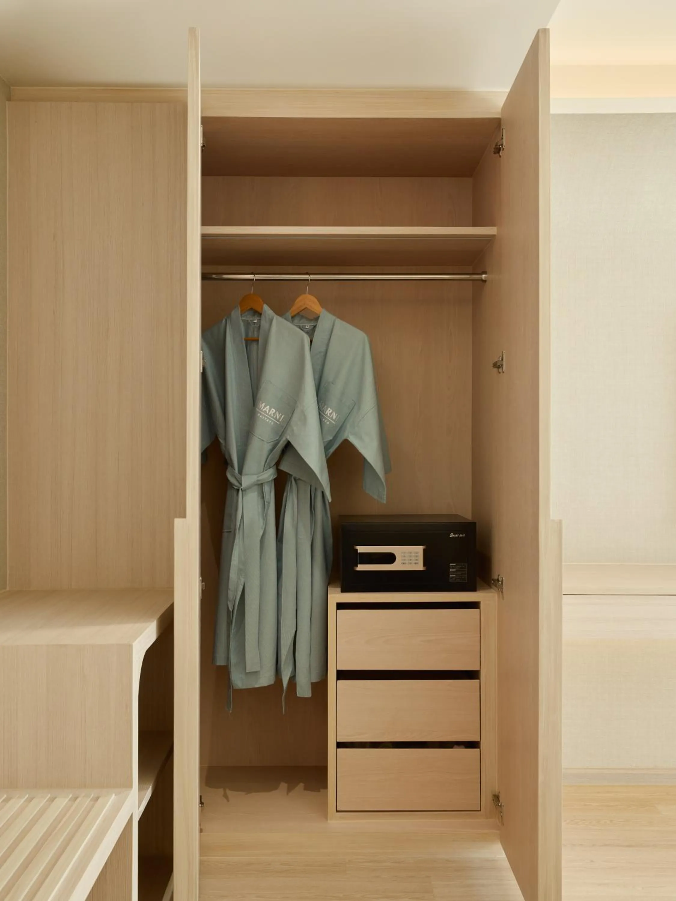 Bedroom, Bed in Marni Pattaya