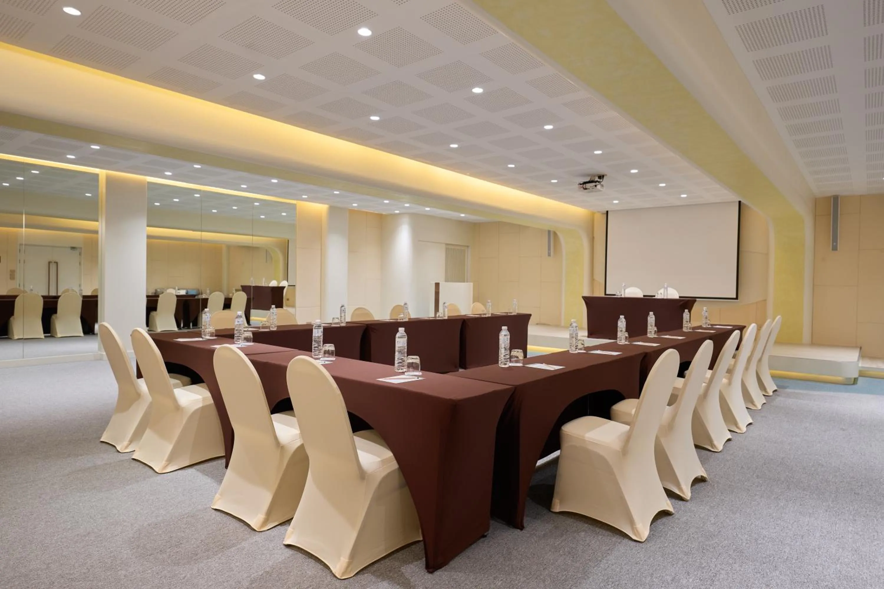 Meeting/conference room in Marni Pattaya