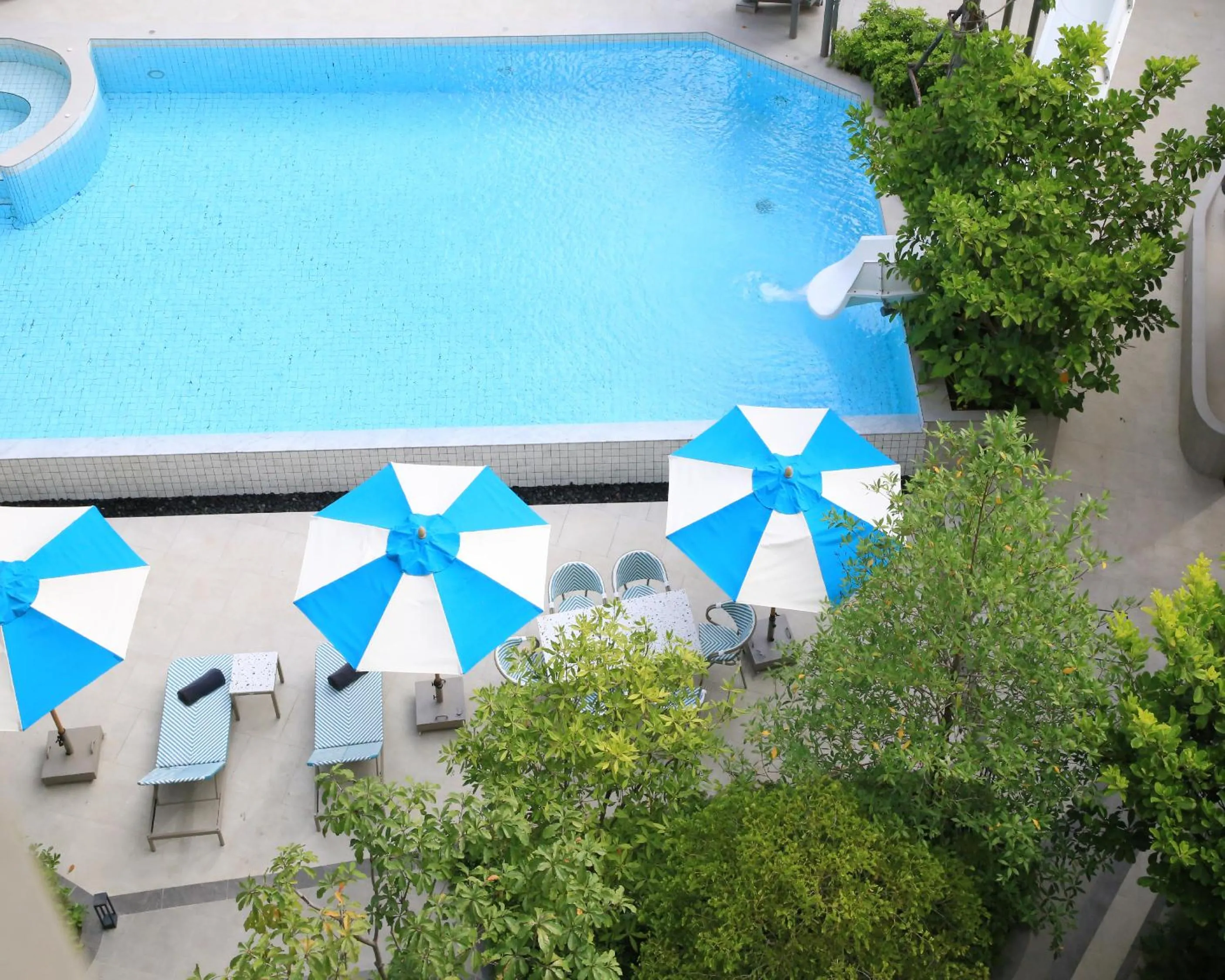 Swimming pool in Marni Pattaya