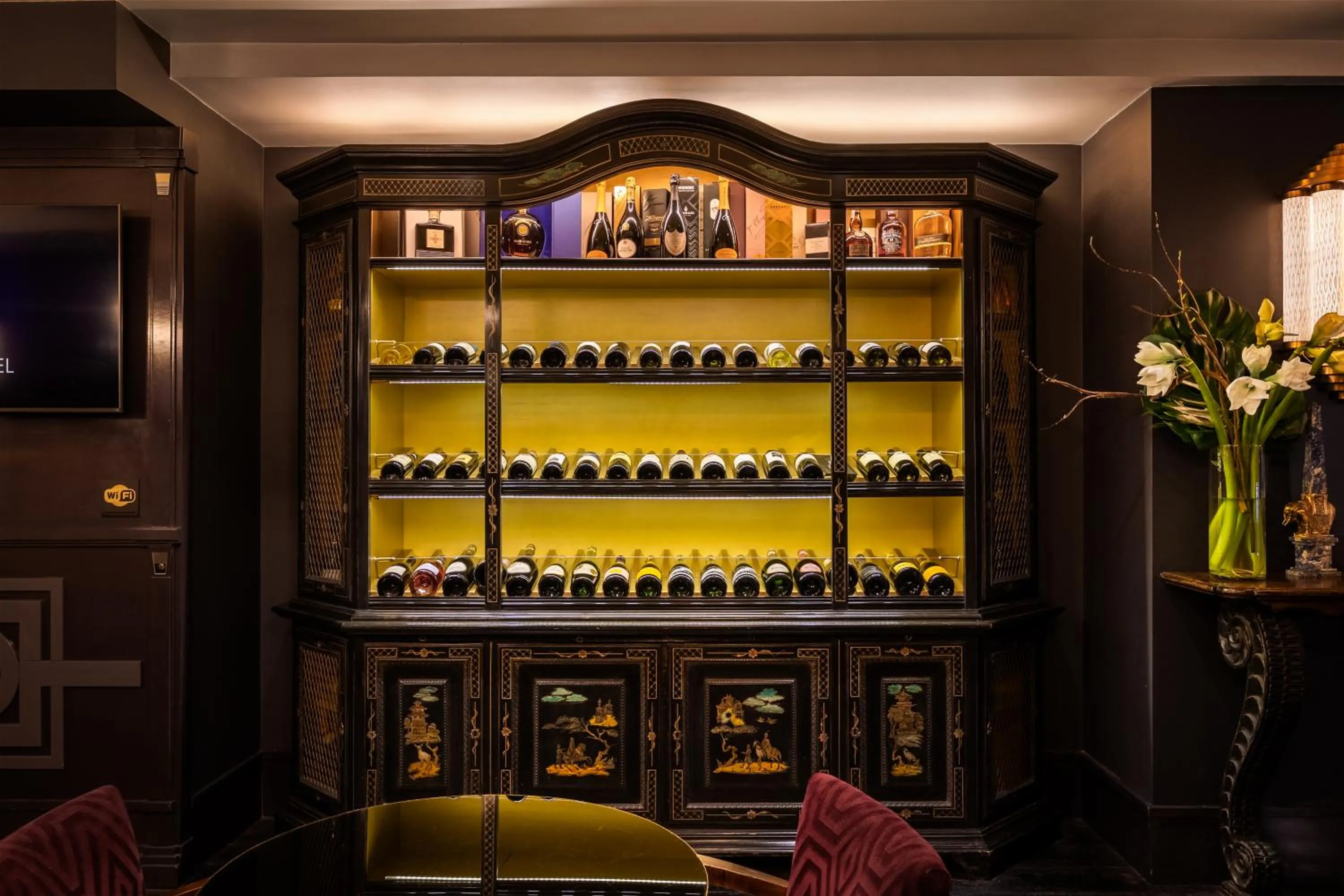 Drinks in HT6 Hotel Roma