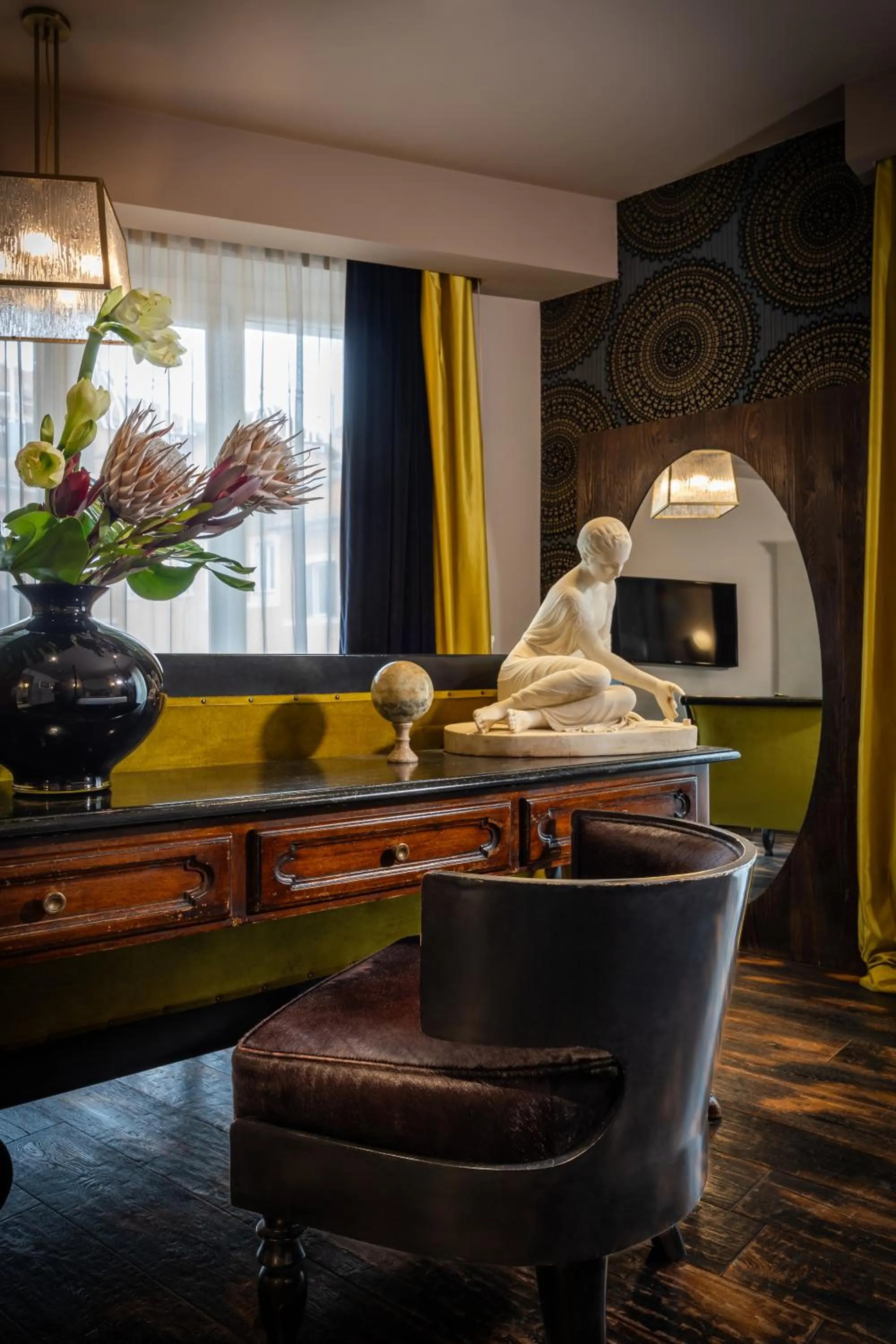 furniture in HT6 Hotel Roma