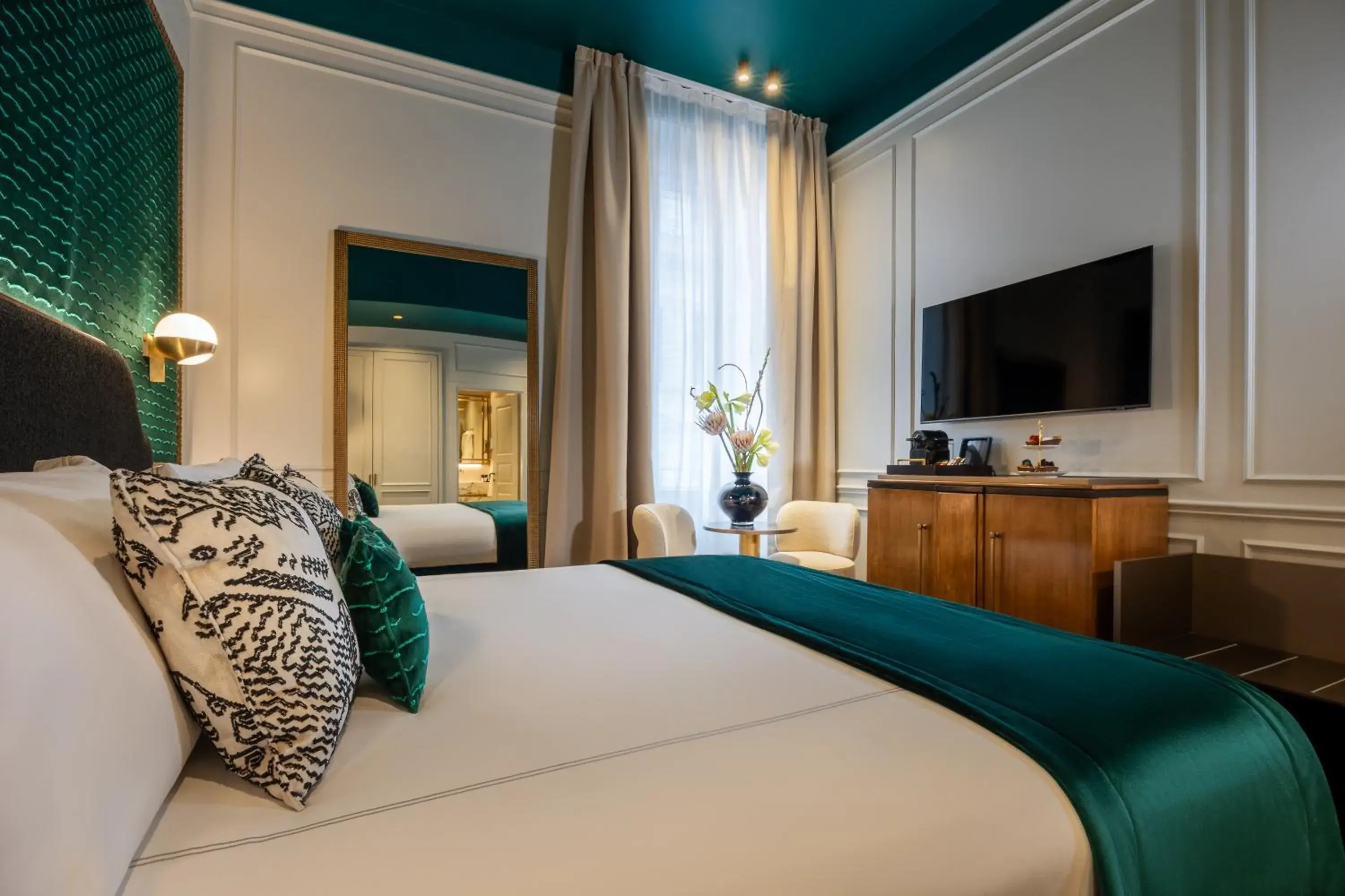 Bed in HT6 Hotel Roma Bed in HT6 Hotel Roma