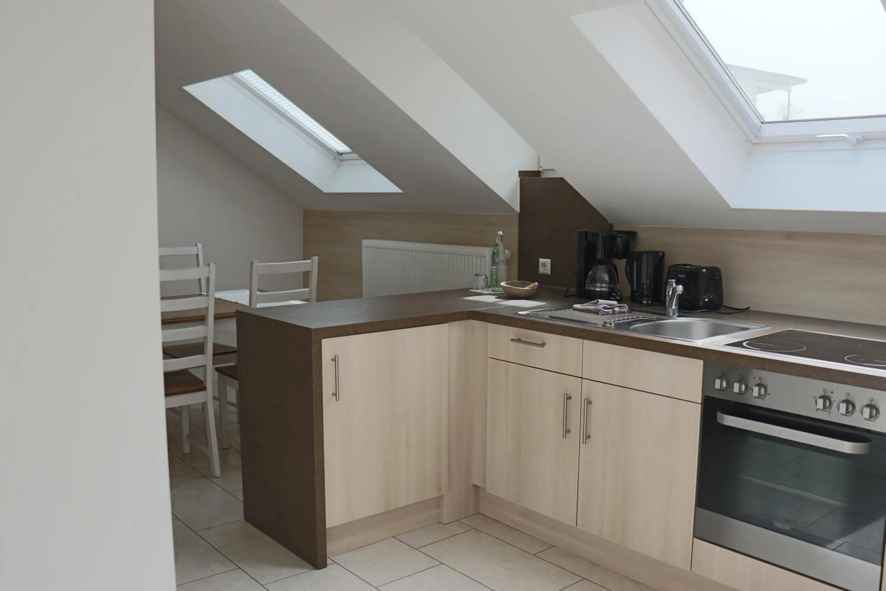 Coffee/tea facilities in Gästehaus "Unsere Stadtvilla" Hechingen