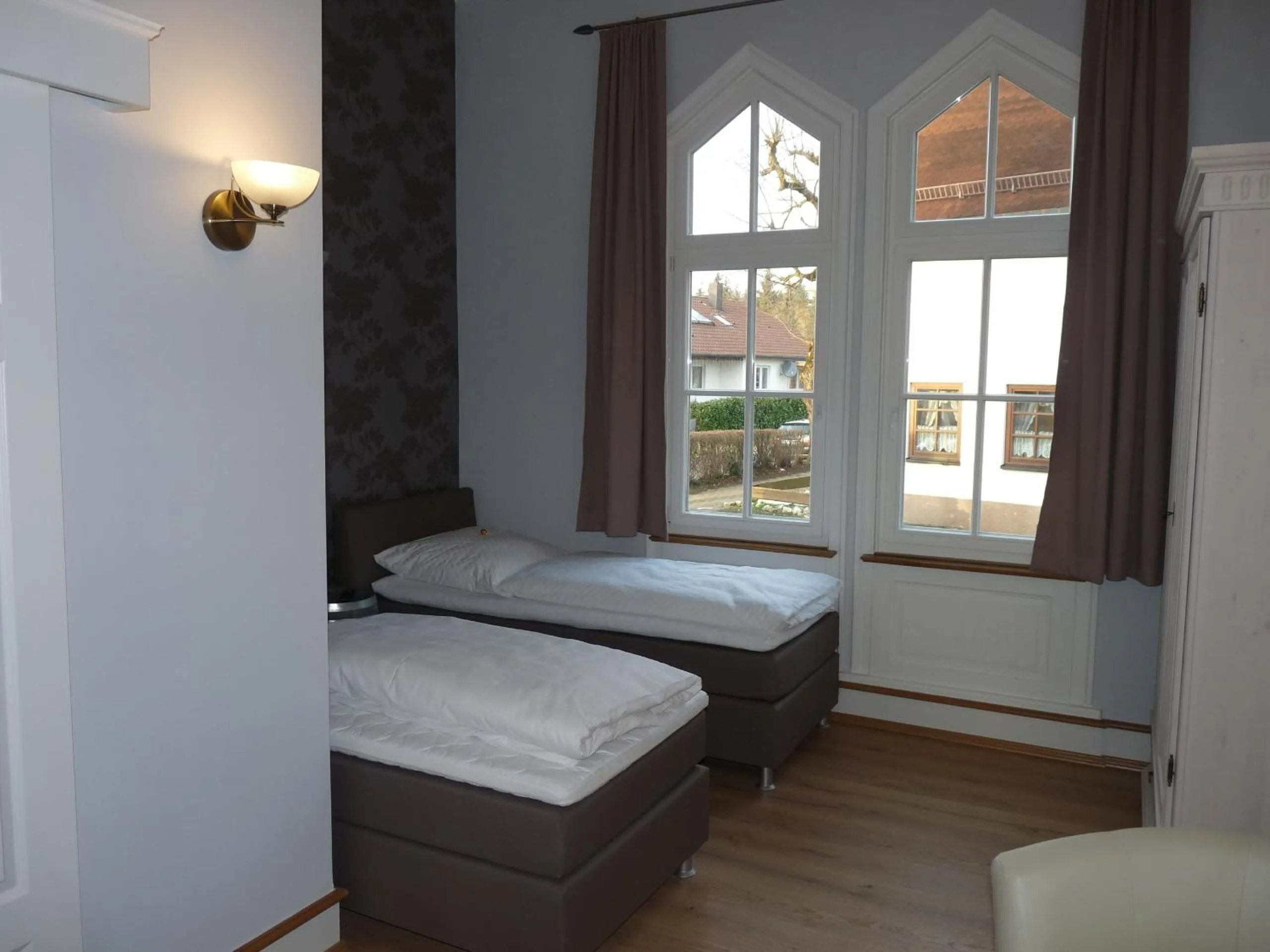 Bedroom, Bed in Gästehaus "Unsere Stadtvilla" Hechingen