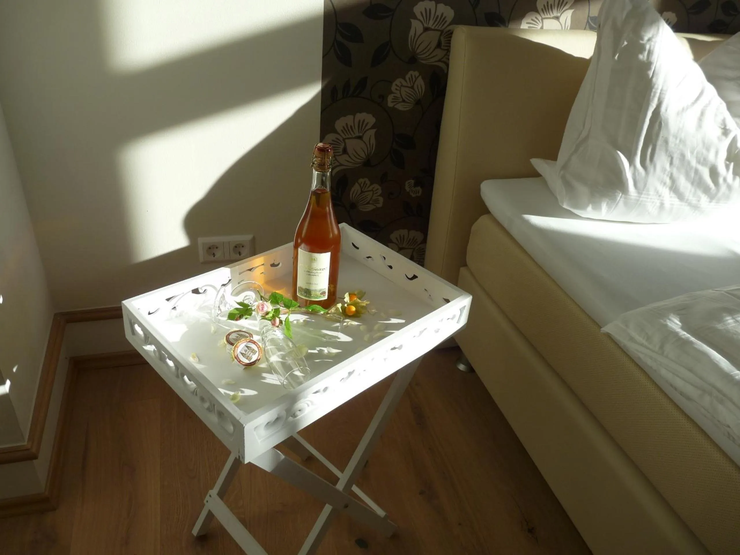 Bedroom, Bed in Gästehaus "Unsere Stadtvilla" Hechingen