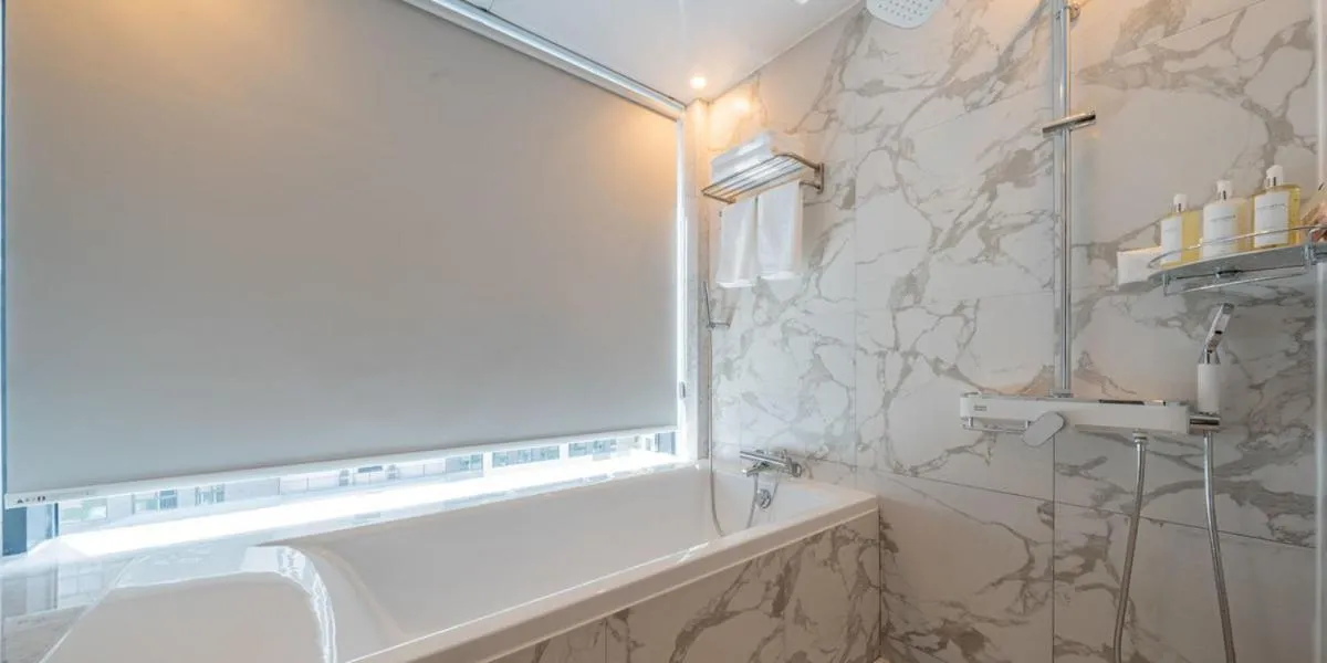 Shower in The hound hotel bandalseom2