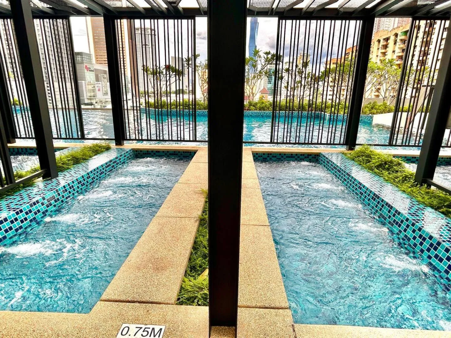 Swimming pool in KL Central 33rd Floor KLCC view