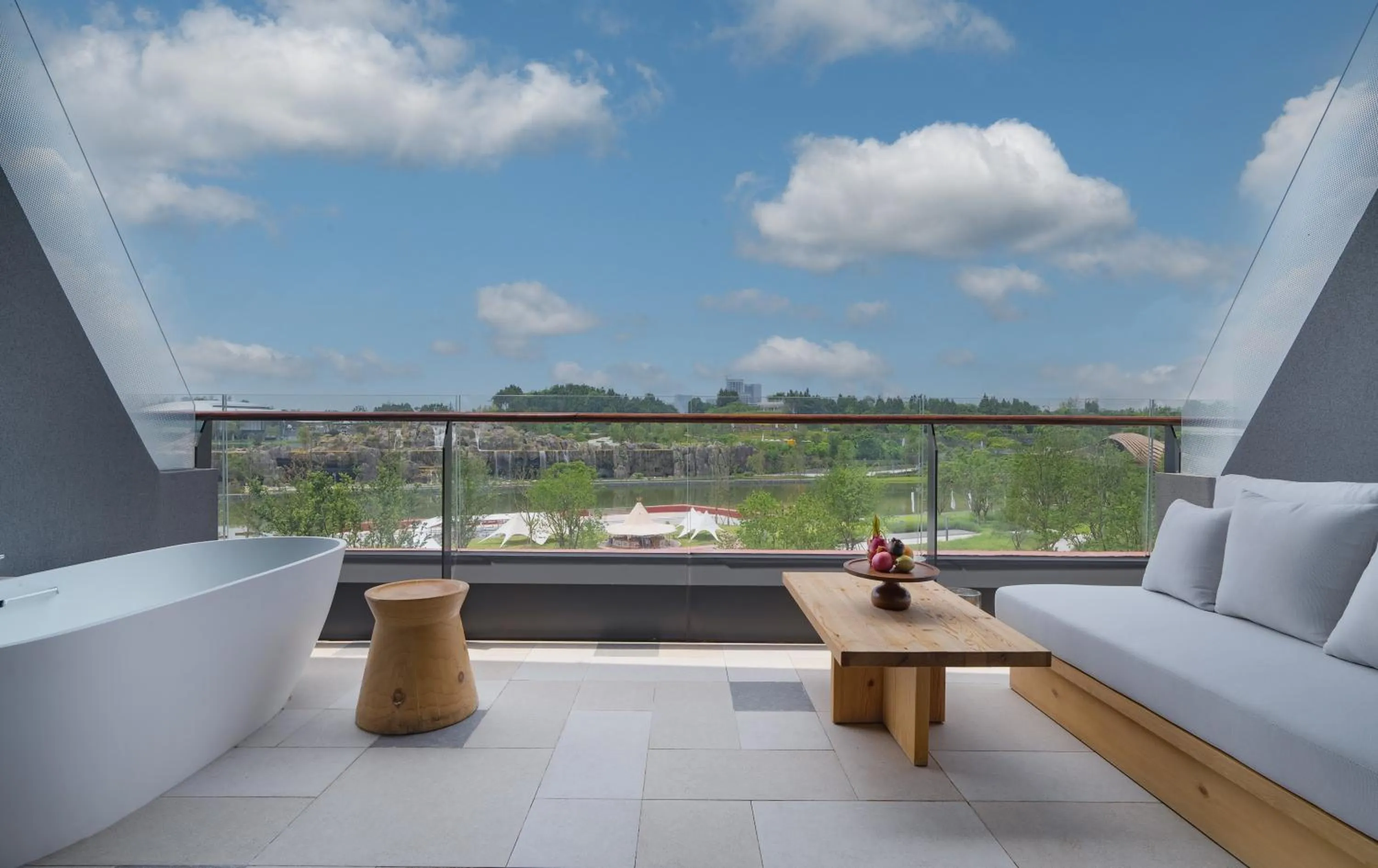 Balcony/Terrace in Chengdu Expo Waterfall Hotel - MGallery Collection
