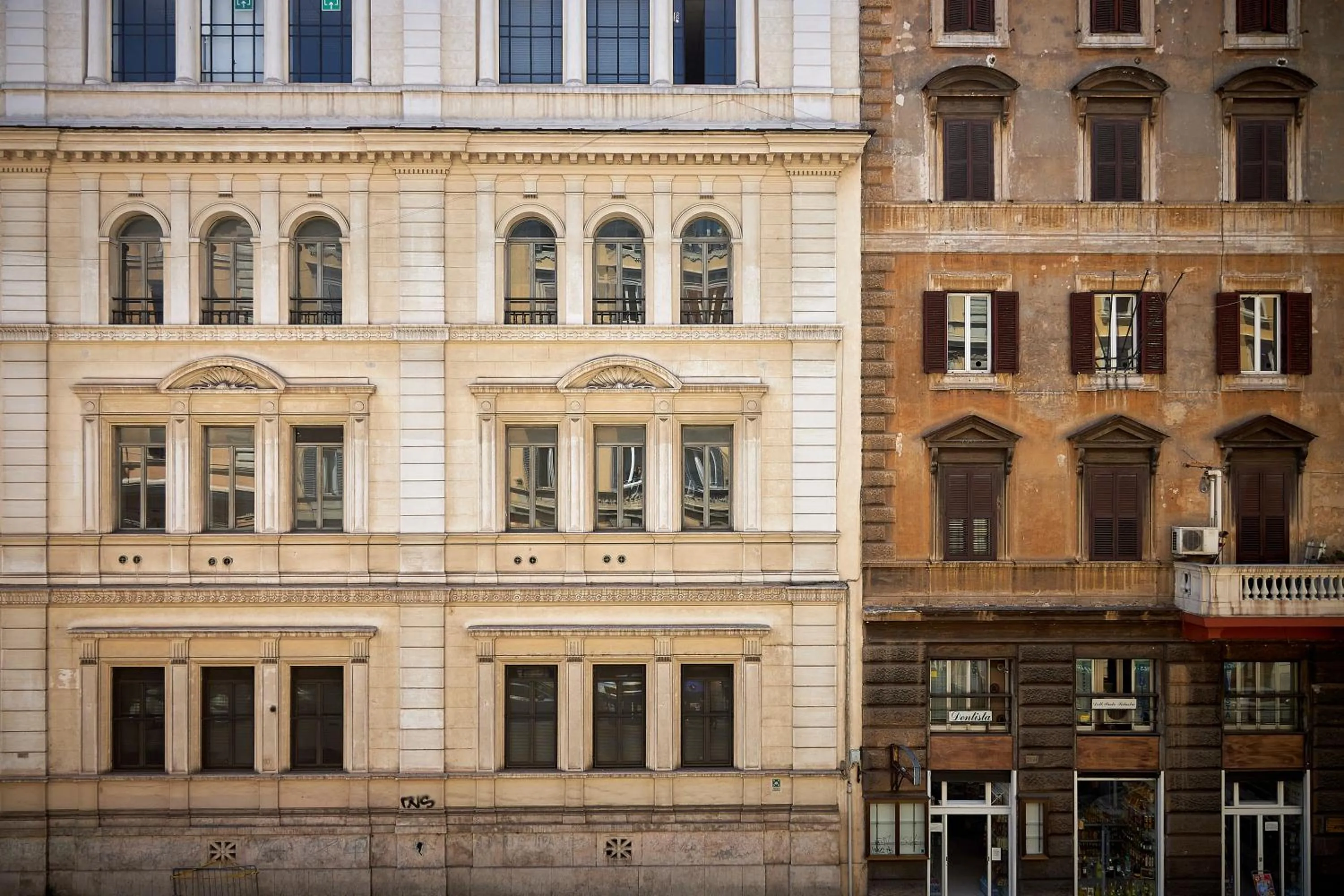 Property building in The Roman Empire Guesthouse