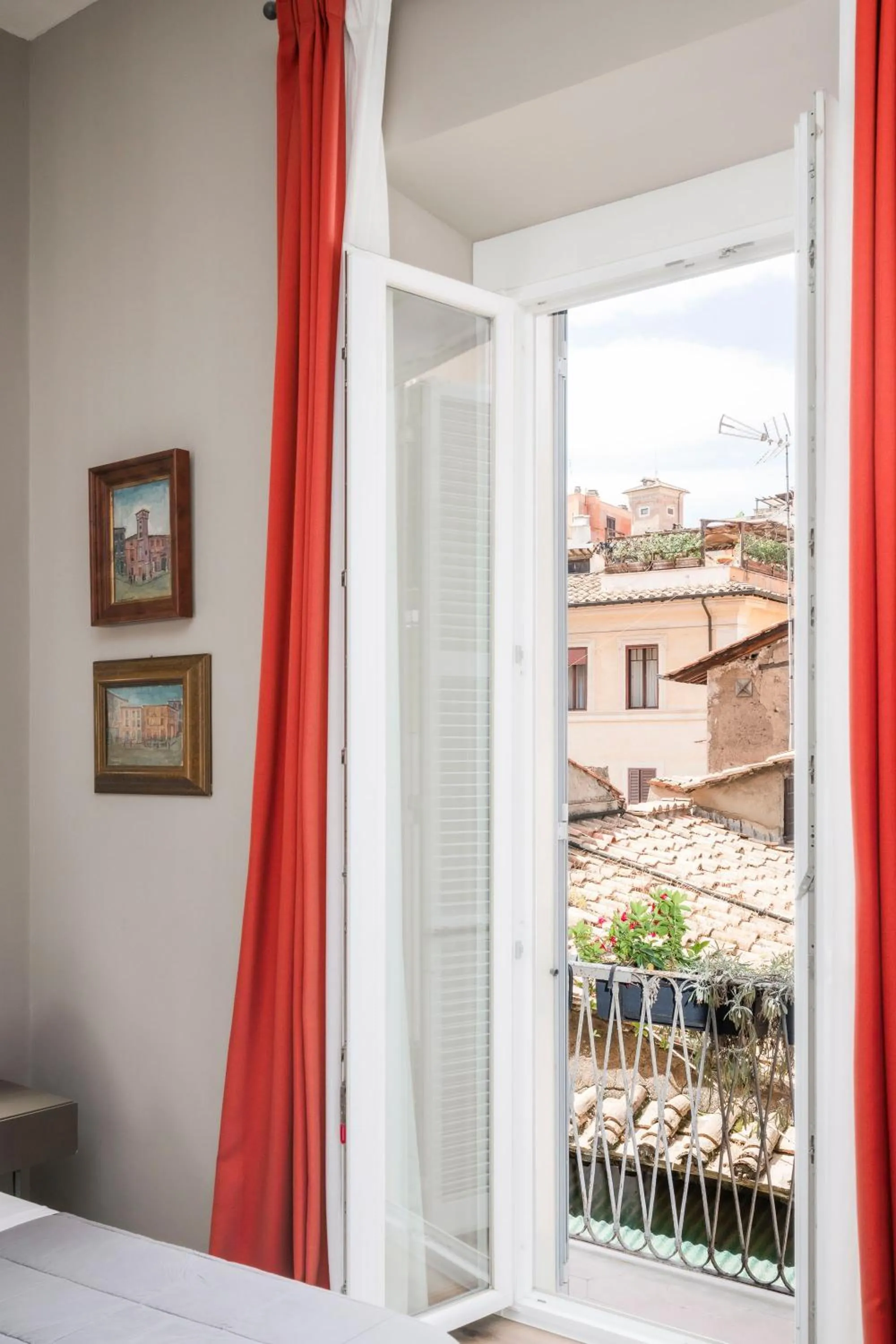 City view in The Roman Empire Guesthouse