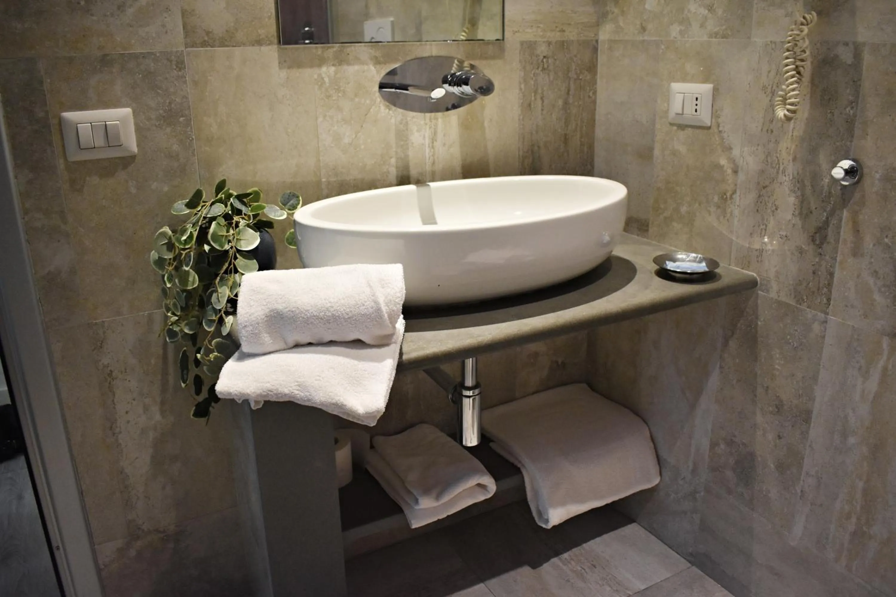 Toilet in The Roman Empire Guesthouse