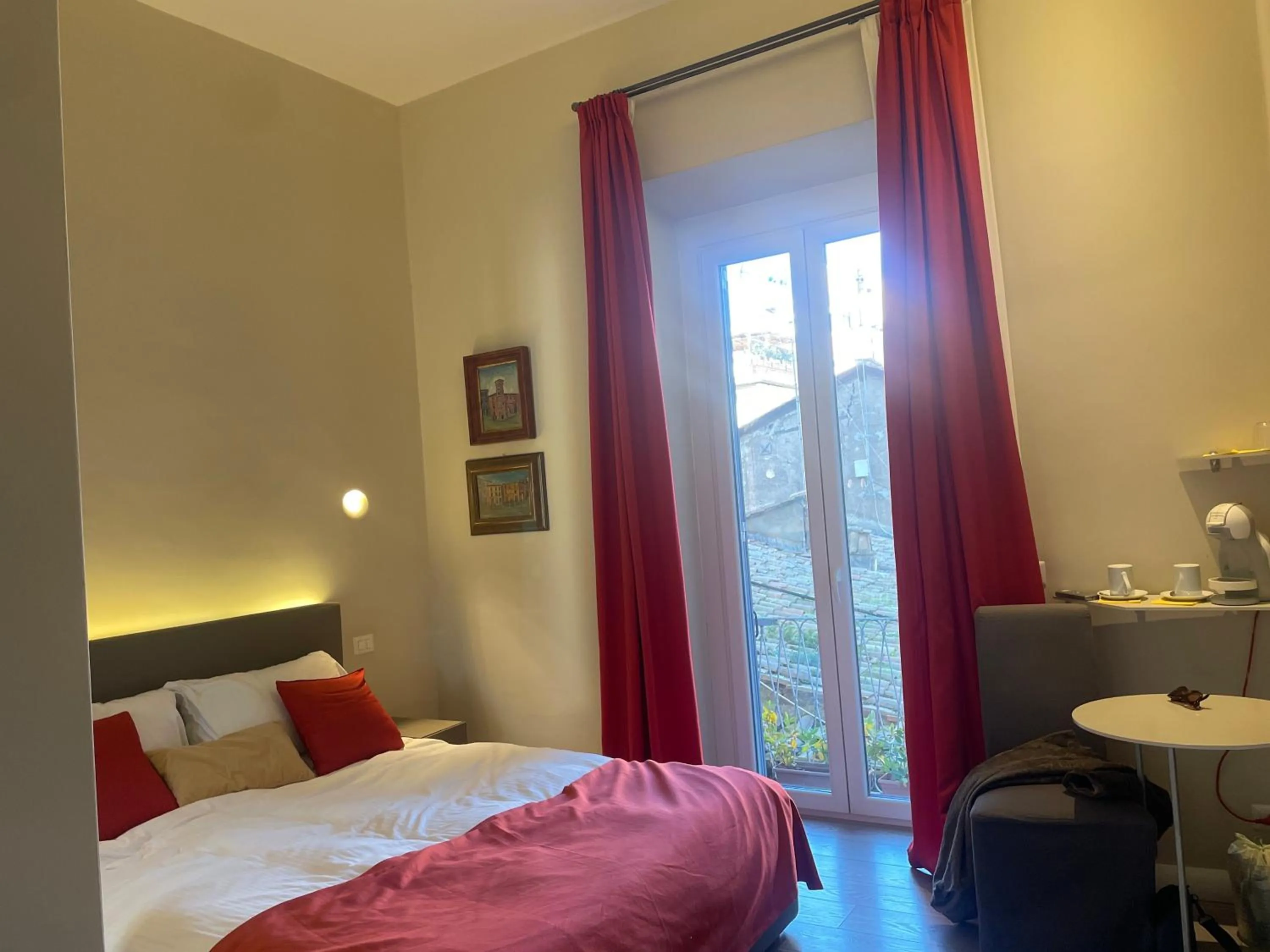 Bed in The Roman Empire Guesthouse