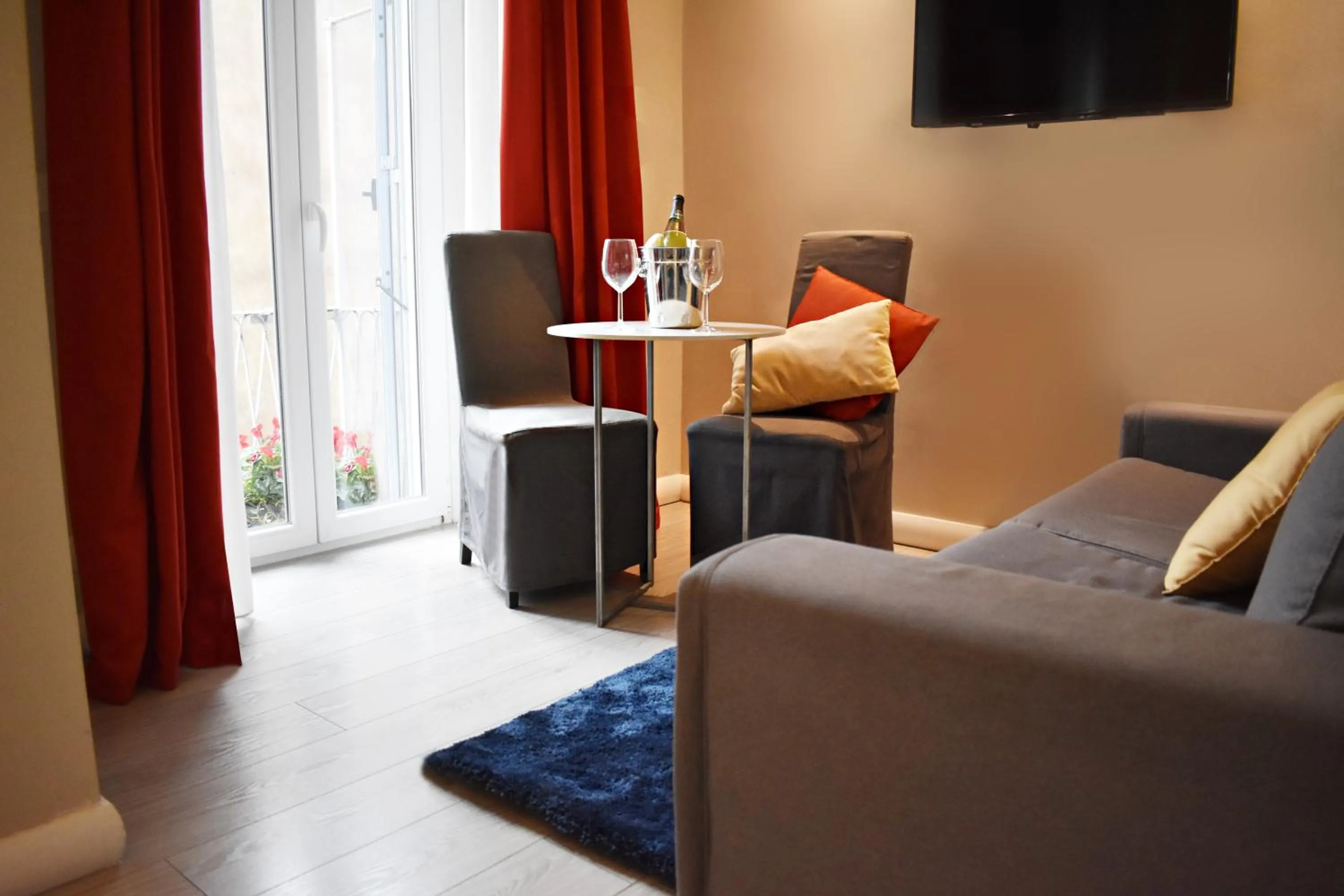 Living room in The Roman Empire Guesthouse