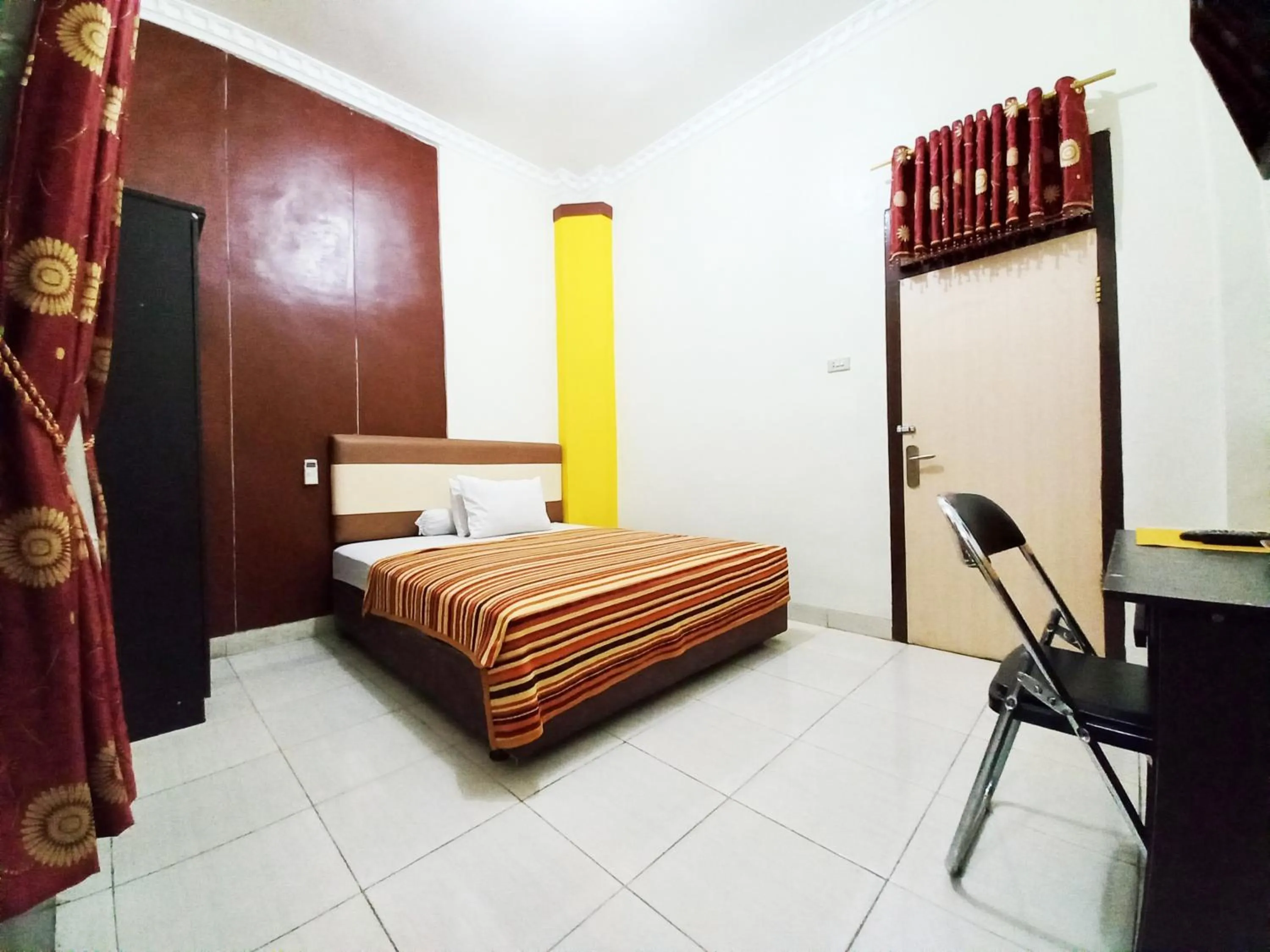 Bedroom, Bed in Guest House Syariah GS Sakinah, Kota Metro