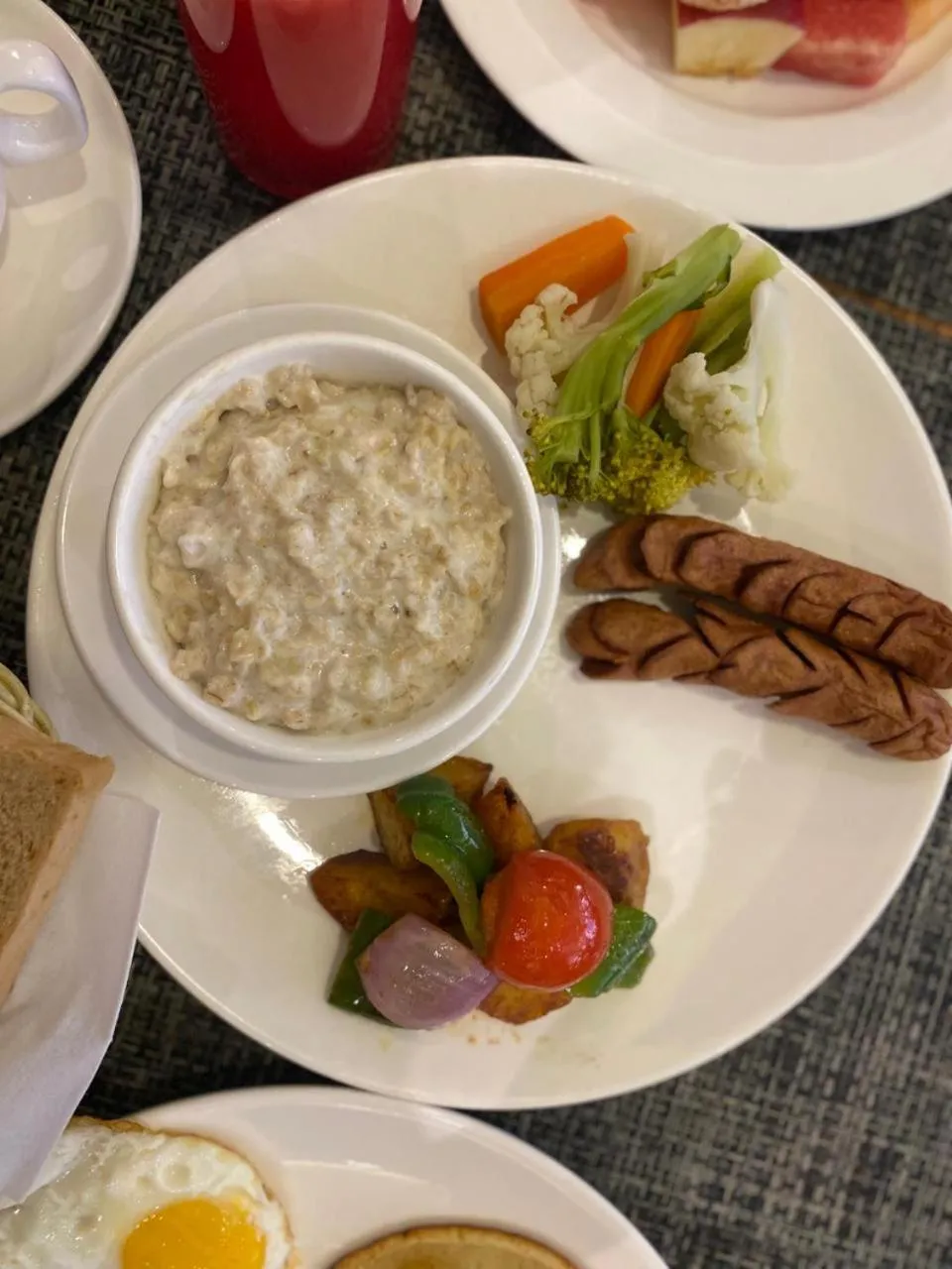 Breakfast in Divya Boutique Inn