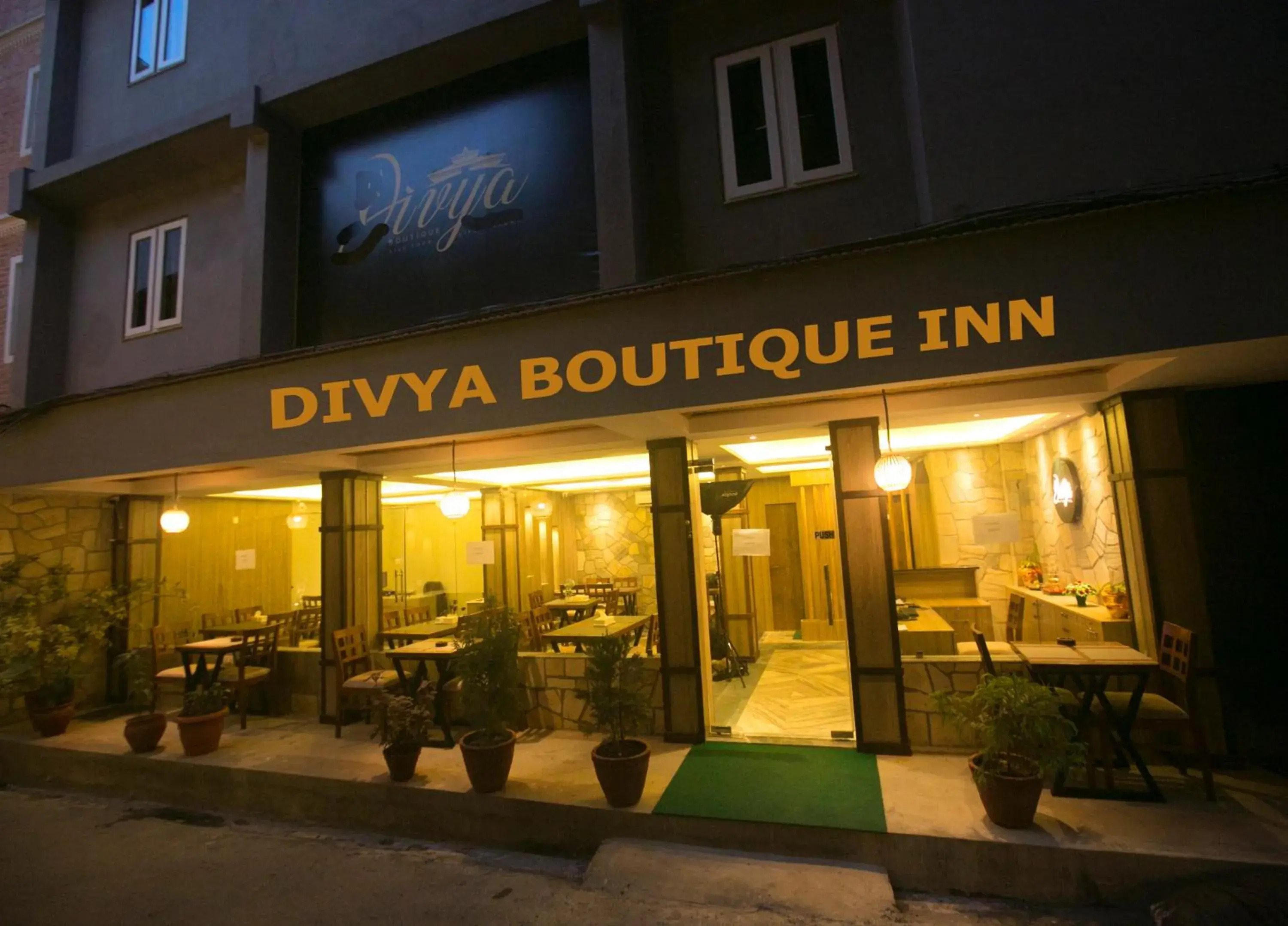 Property building in Divya Boutique Inn Property building in Divya Boutique Inn