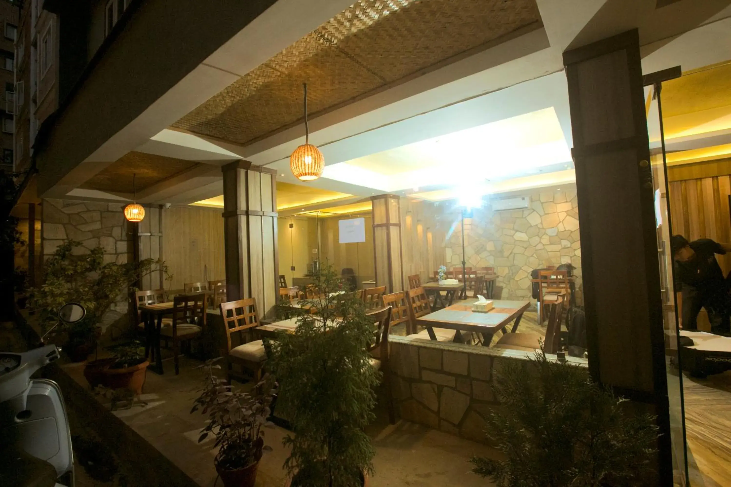 Restaurant/places to eat in Divya Boutique Inn Restaurant/places to eat in Divya Boutique Inn