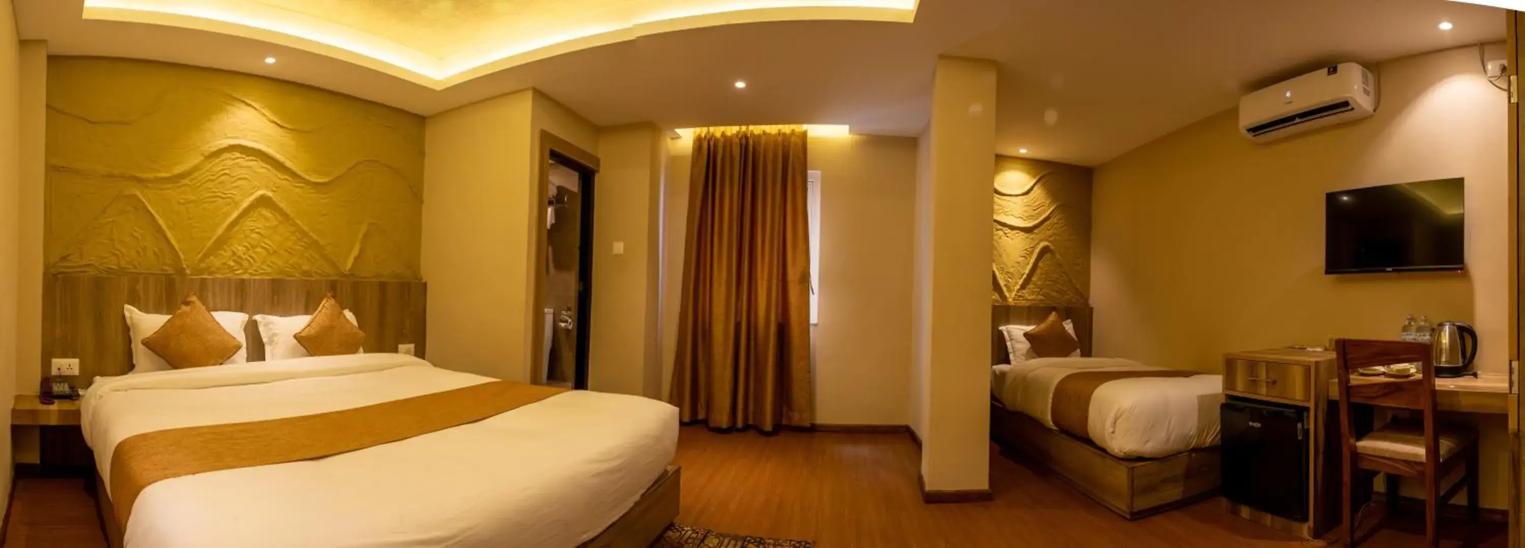 Property building, Bed in Divya Boutique Inn Property building, Bed in Divya Boutique Inn