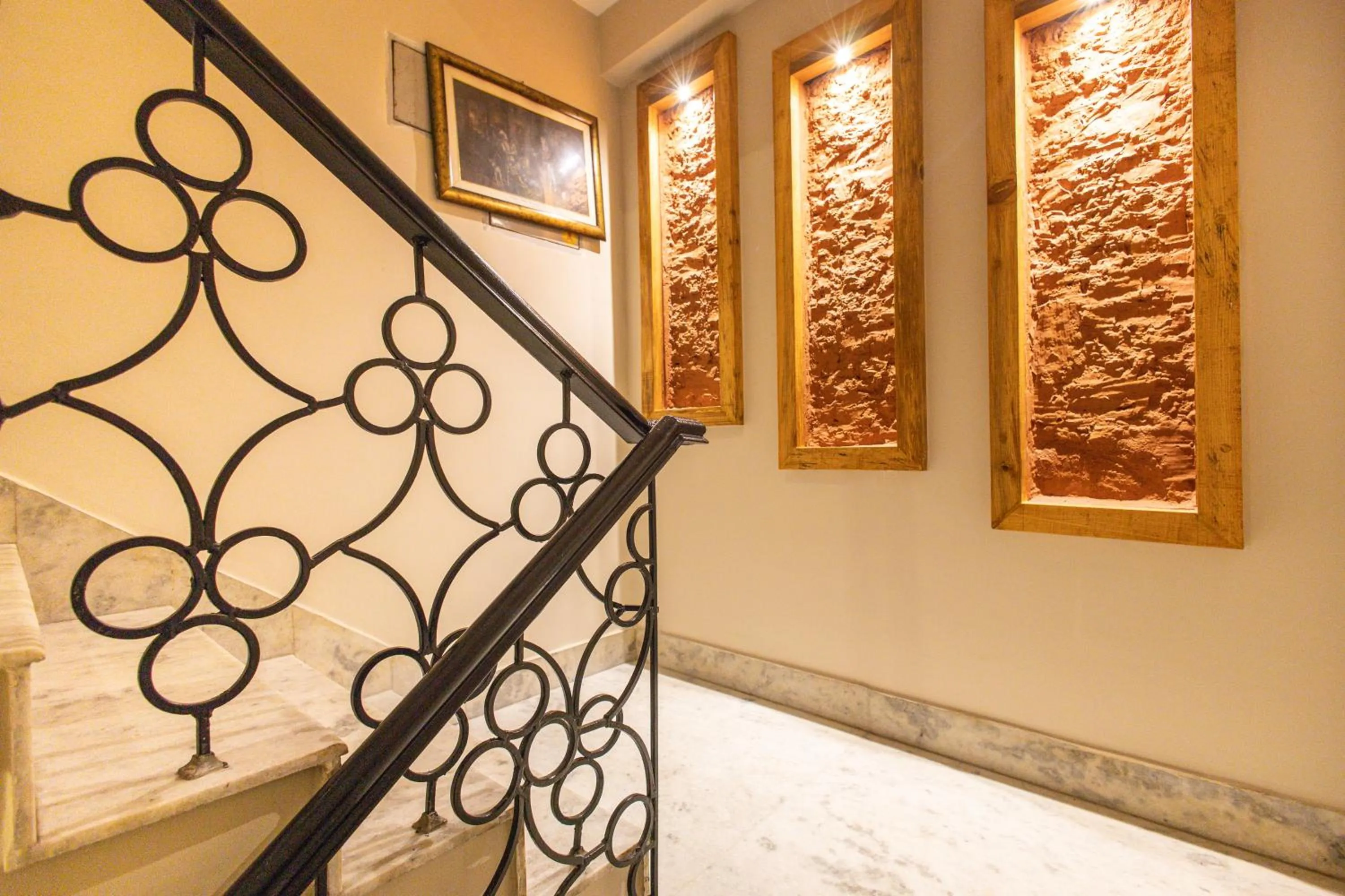 Property building, Bed in Divya Boutique Inn