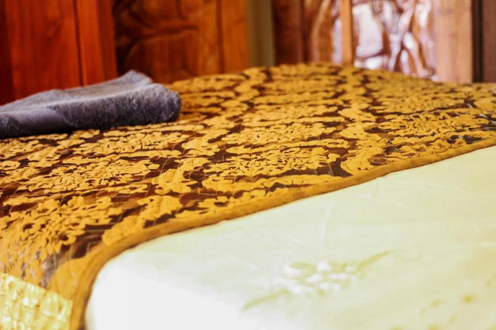 Double Room with Balcony in Diaspora Benin Hotel C-E Double Room with Balcony in Diaspora Benin Hotel C-E