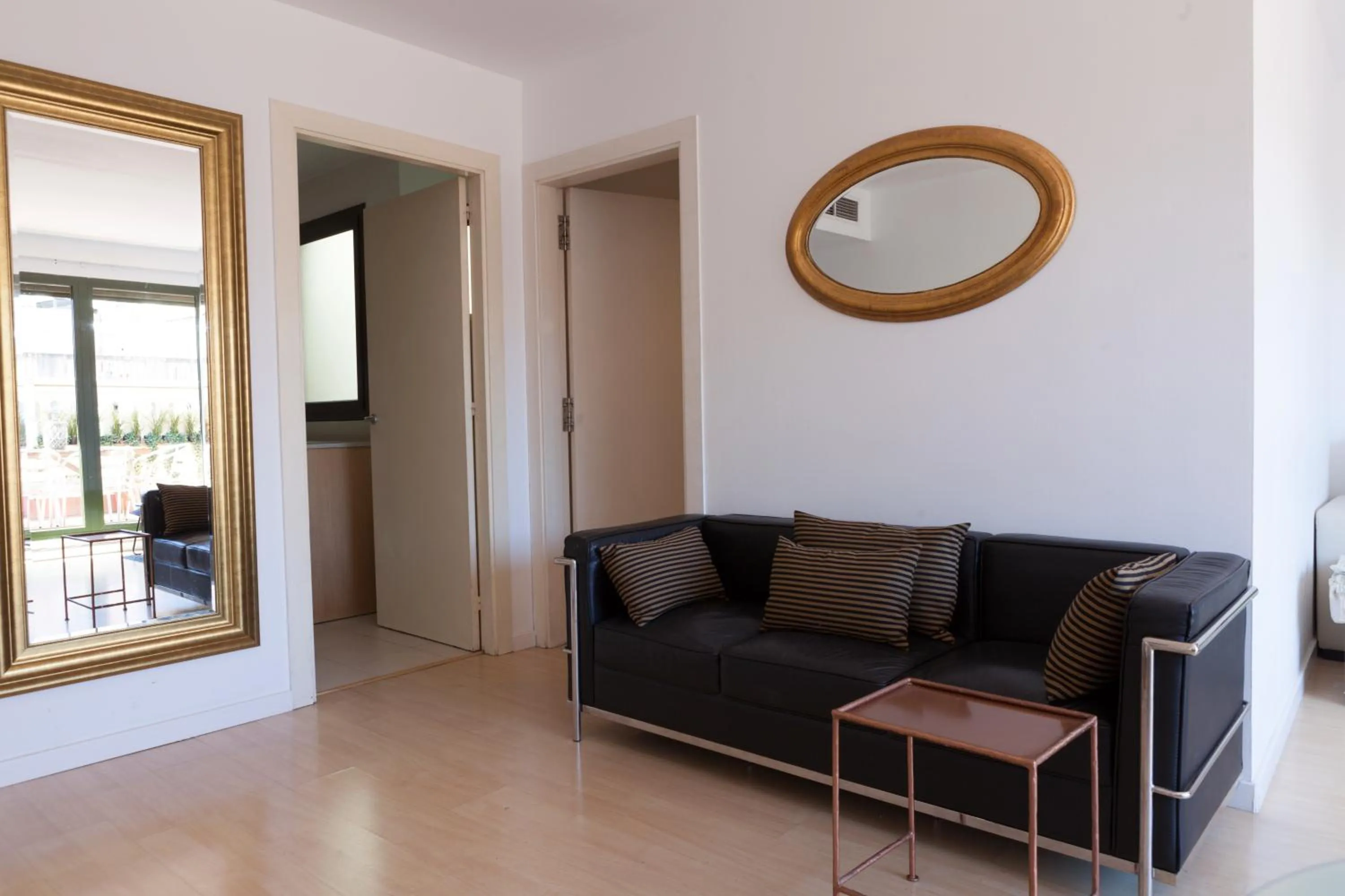 Plaza Catalunya City Center Apartments