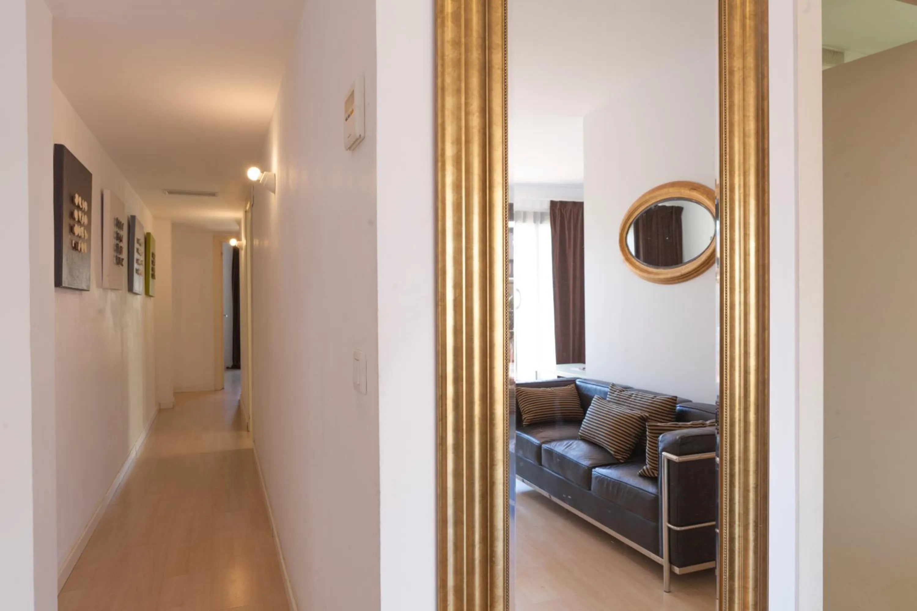 Plaza Catalunya City Center Apartments