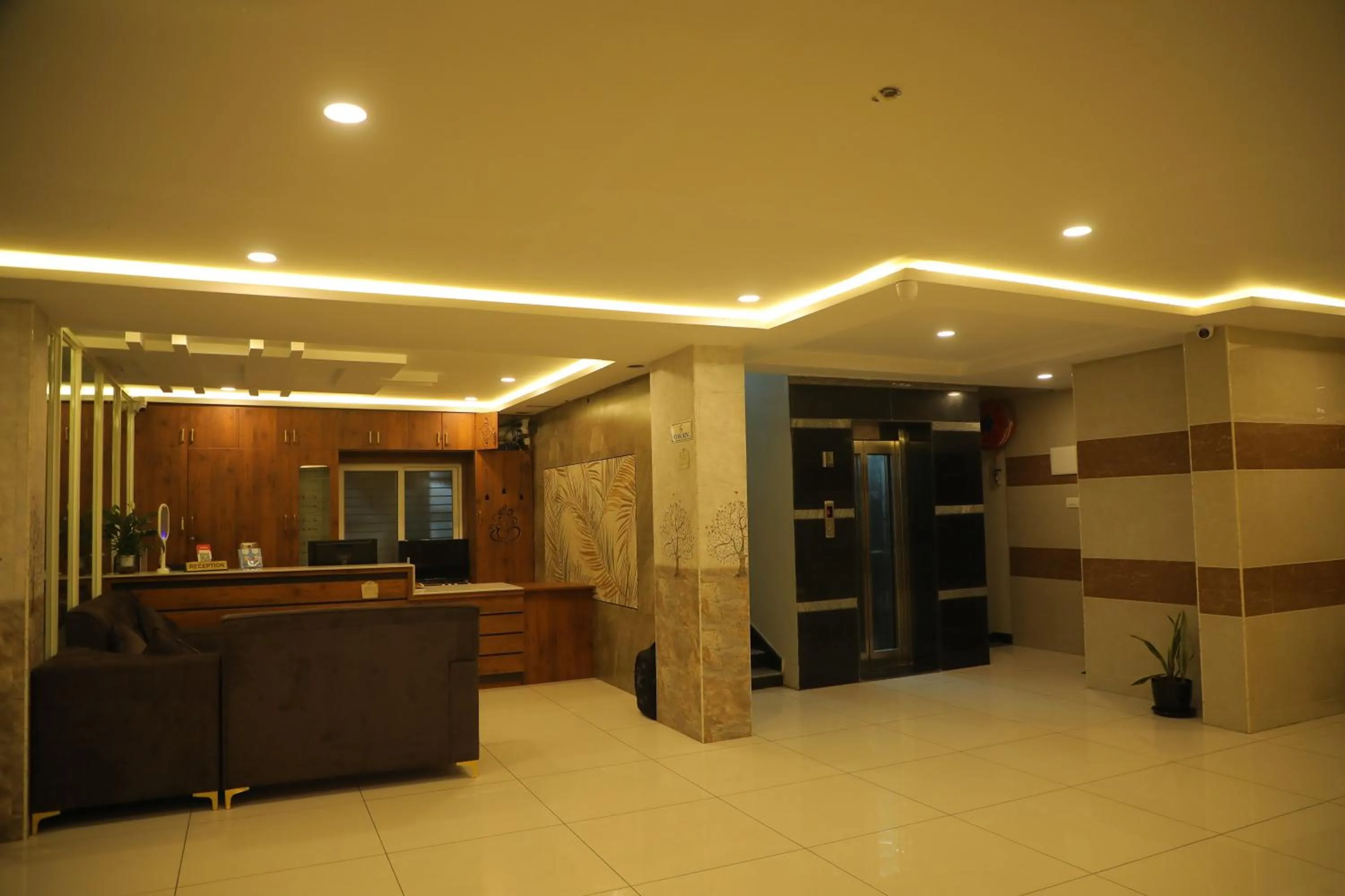 Lobby or reception in Hotel Roi Inn