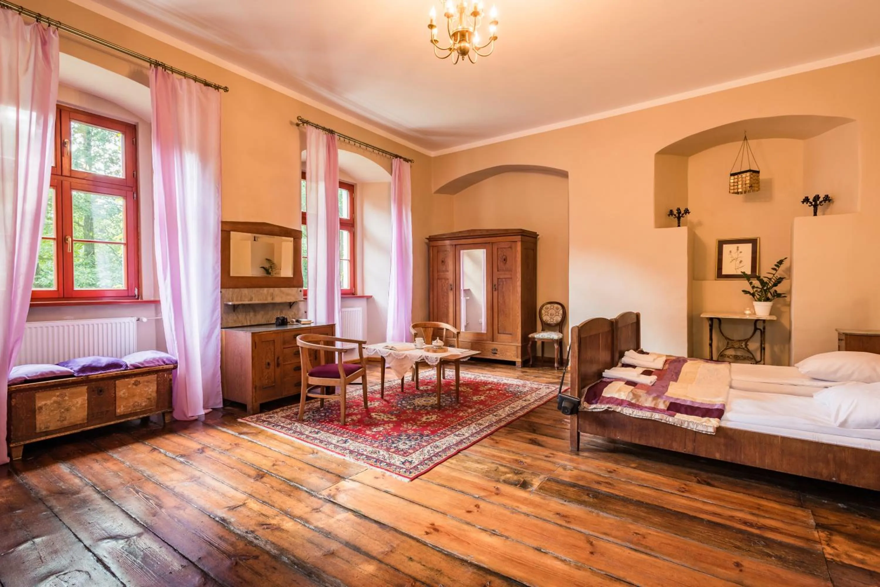 Bed in Zamek Dobroszyce