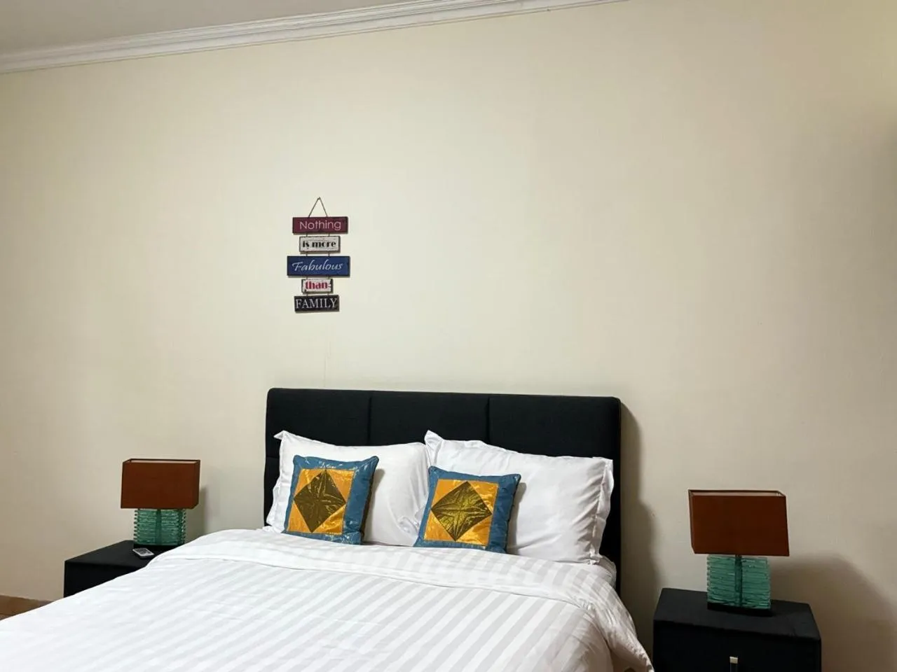 Bed in Palm Malinamoc Hotel