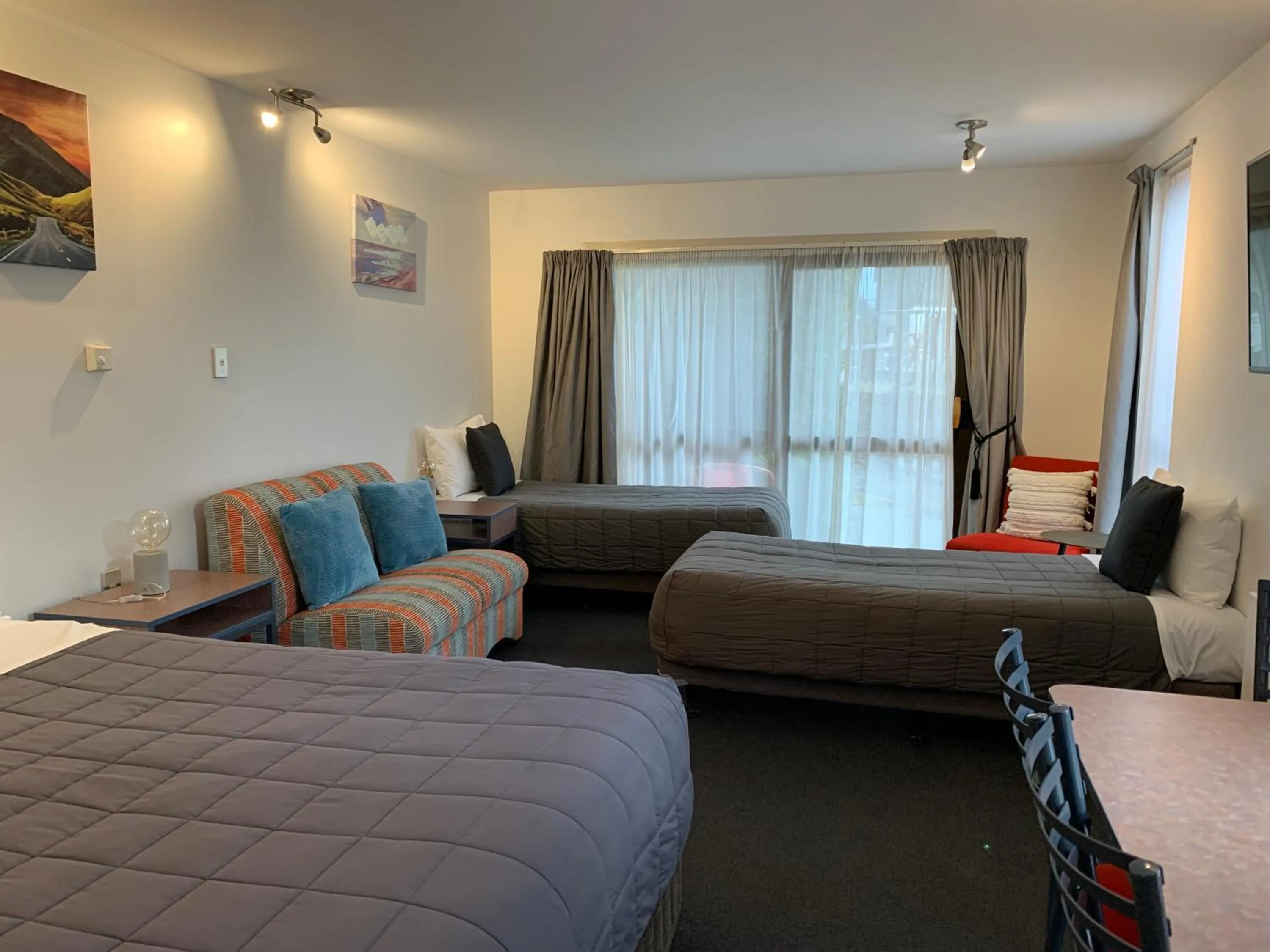 Bed in Wakatipu View Apartments