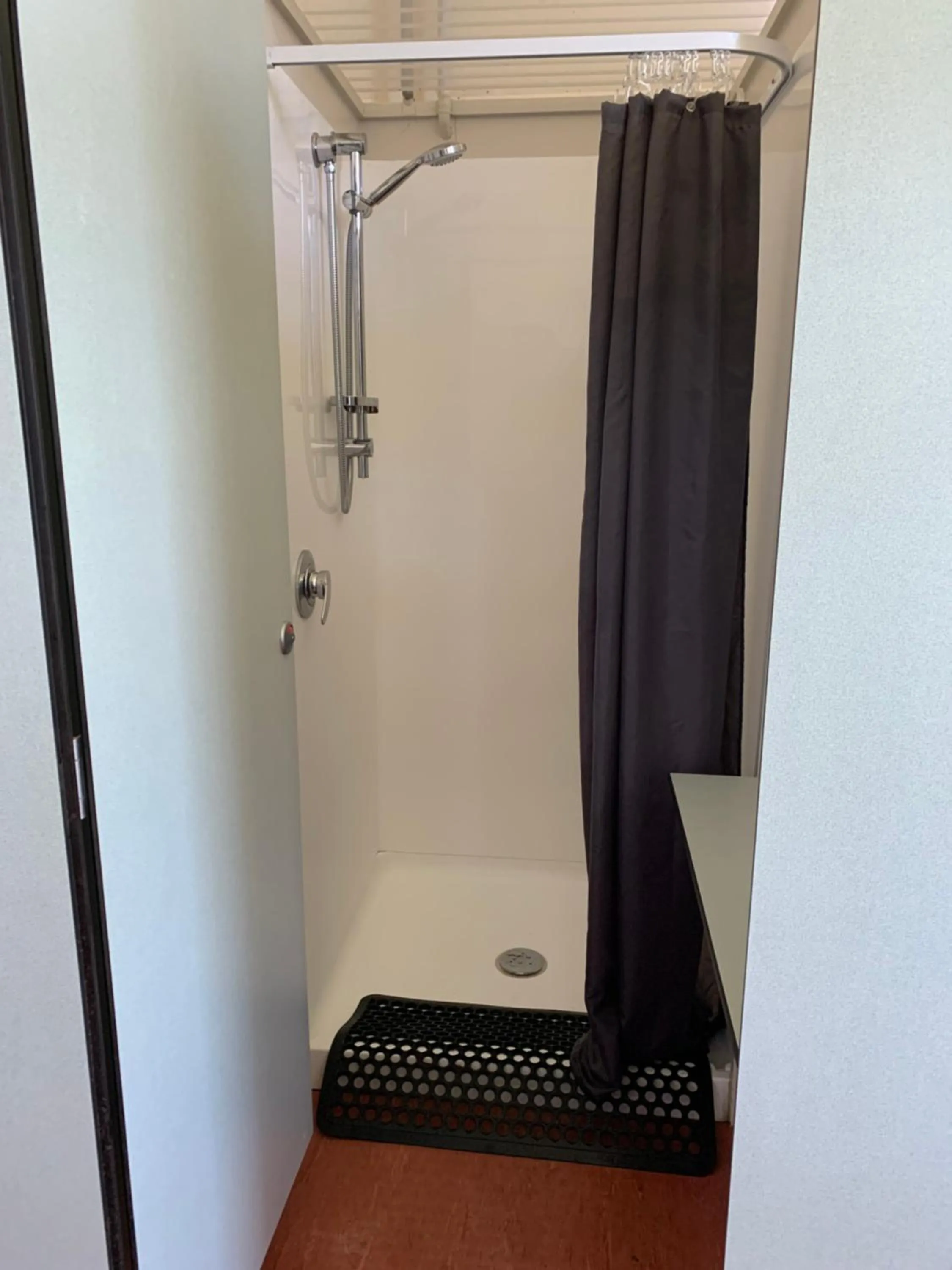 Thomas's Catlins Lodge and Camp Ground