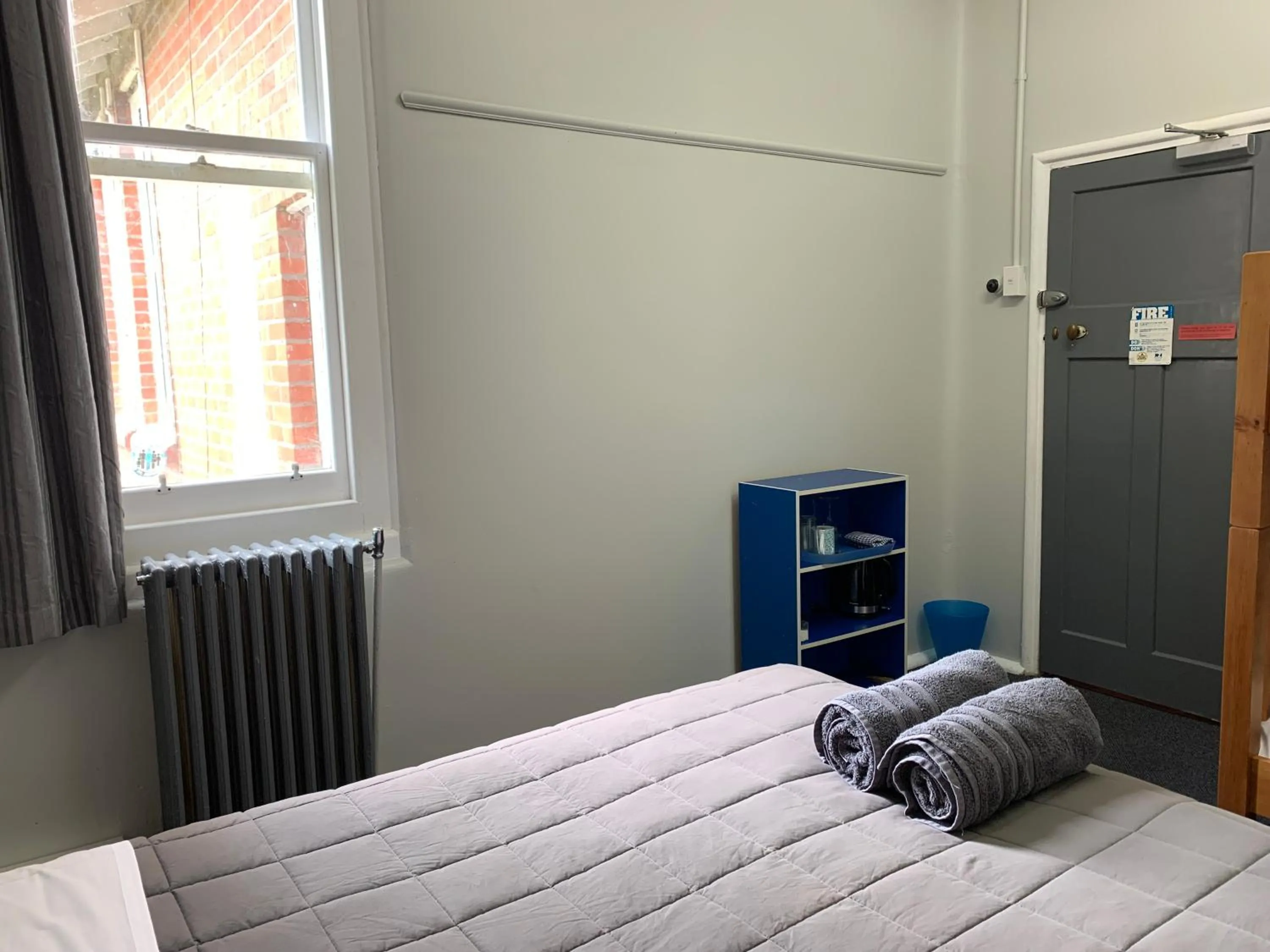 Bed in Thomas's Catlins Lodge and Camp Ground