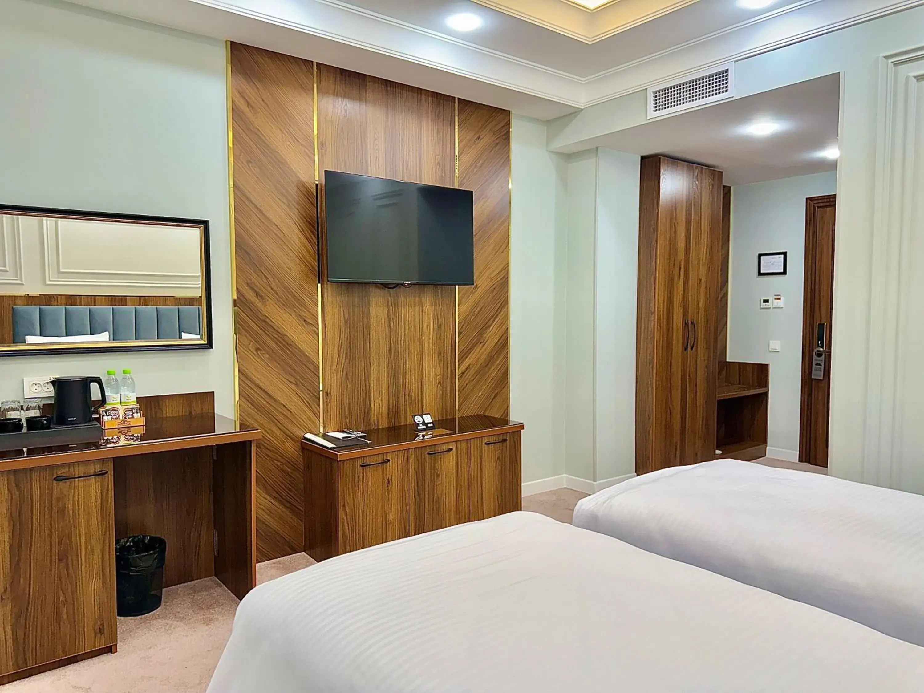 Budget Double or Twin Room - single occupancy in Siab Hotel Premium Budget Double or Twin Room - single occupancy in Siab Hotel Premium