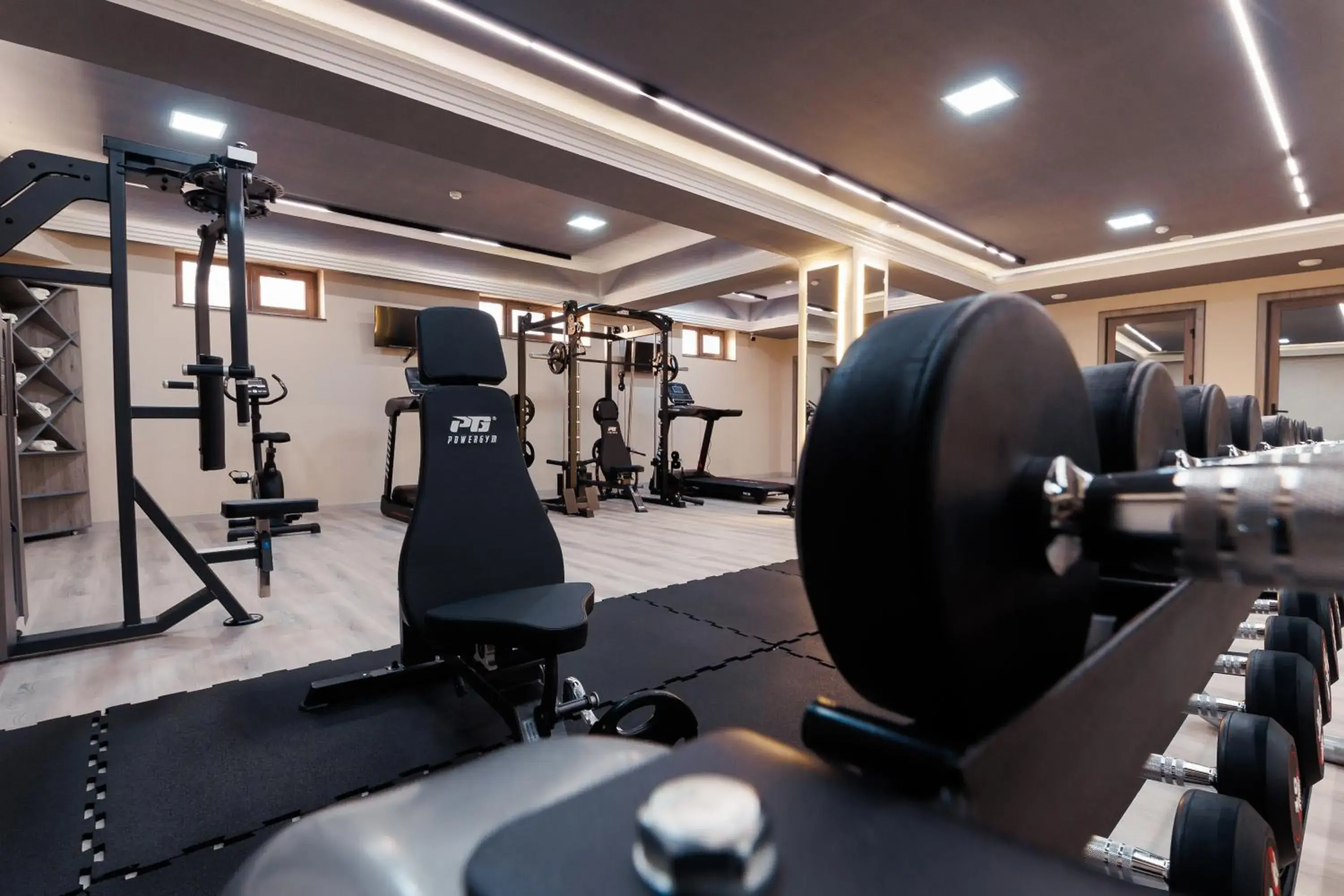 Fitness centre/facilities in Siab Hotel Premium Fitness centre/facilities in Siab Hotel Premium