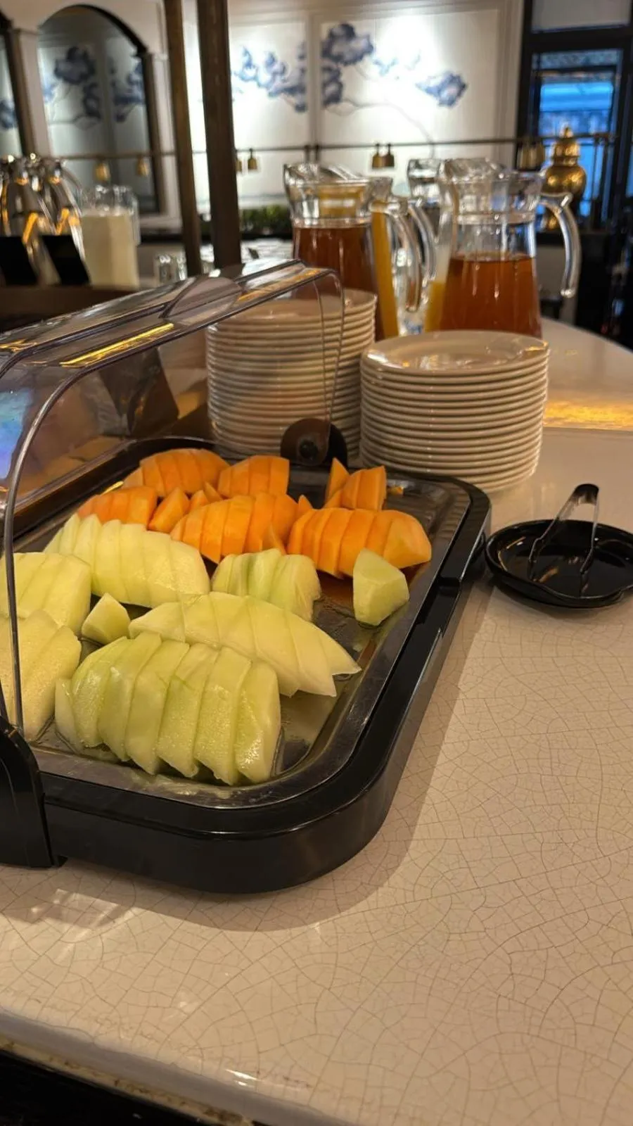 Breakfast in Ellen Kensington