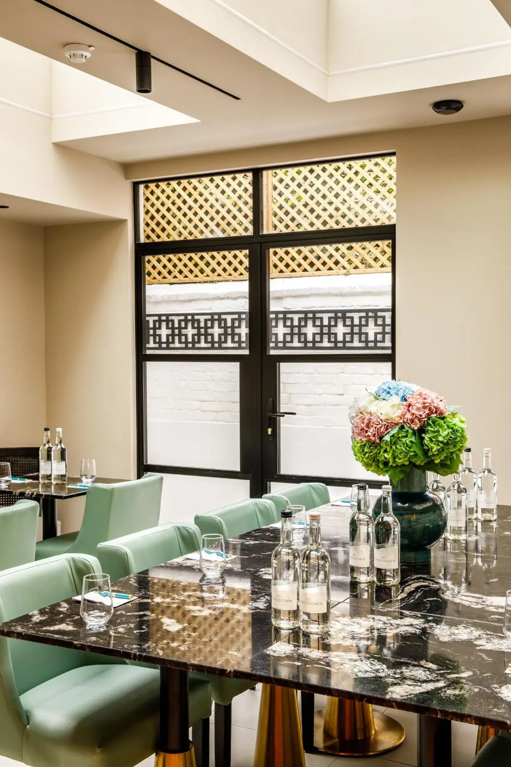 Restaurant/places to eat in Ellen Kensington Restaurant/places to eat in Ellen Kensington