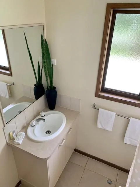 Montville Holiday Apartments