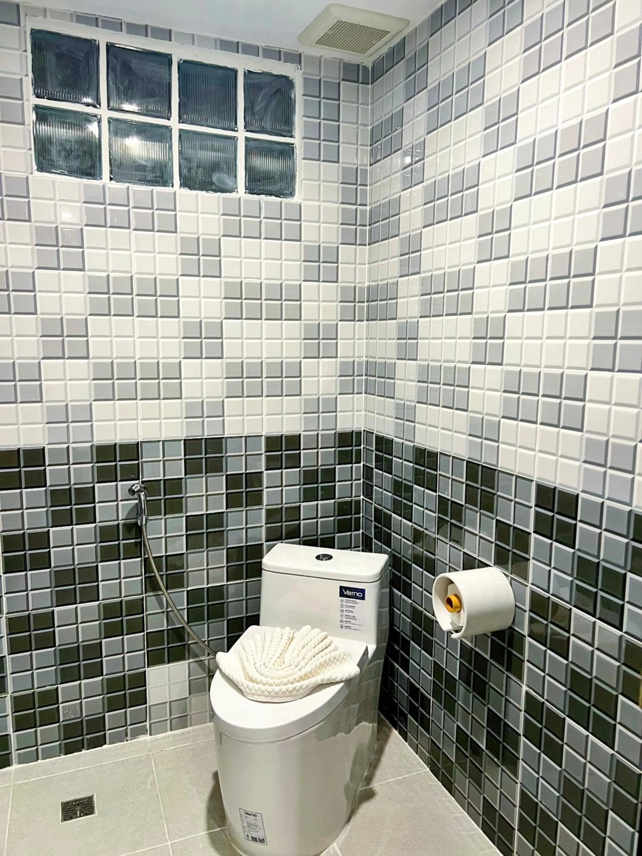 Toilet in Somwang Boutique Hotel