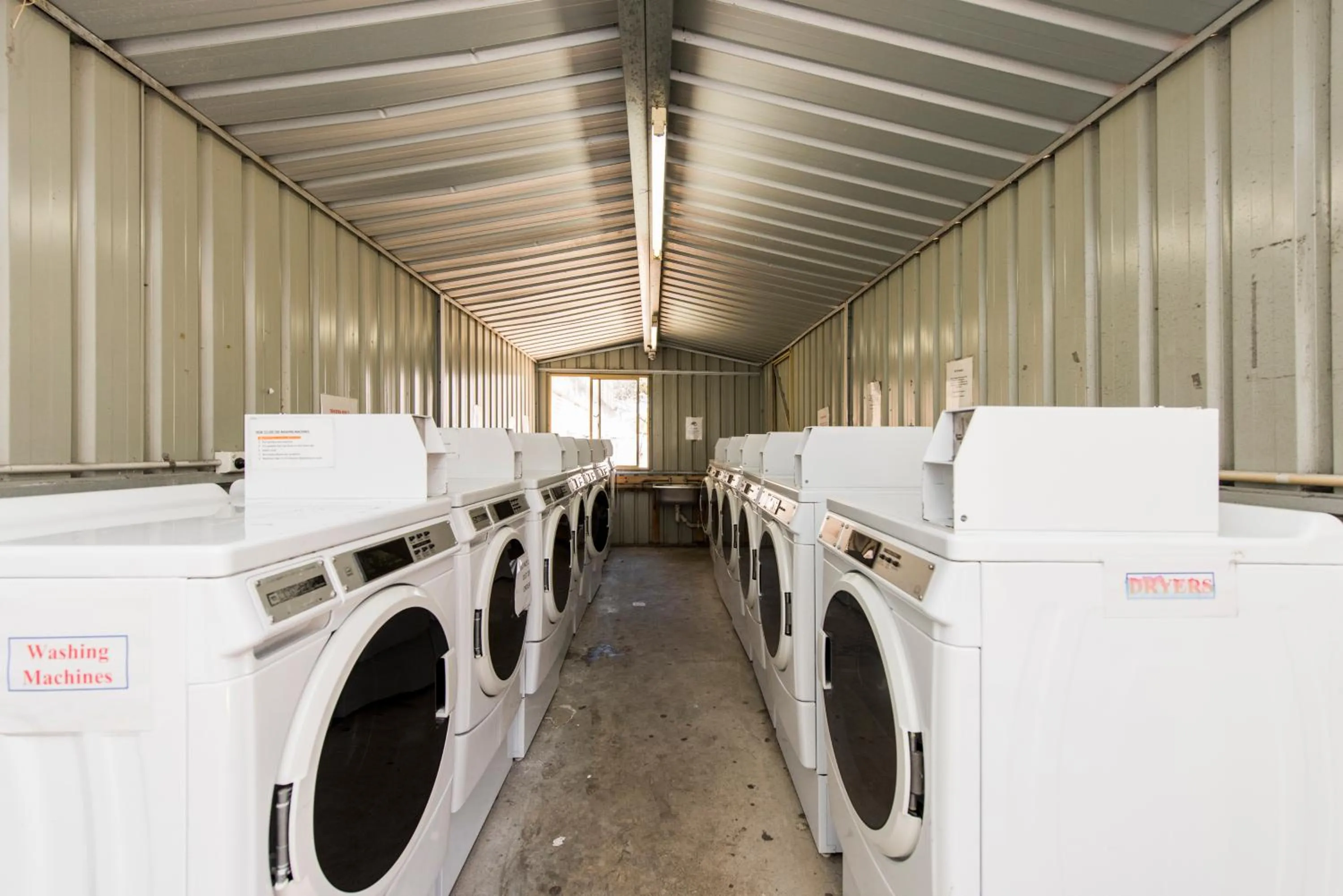 Area and facilities in Billabong Backpackers Resort