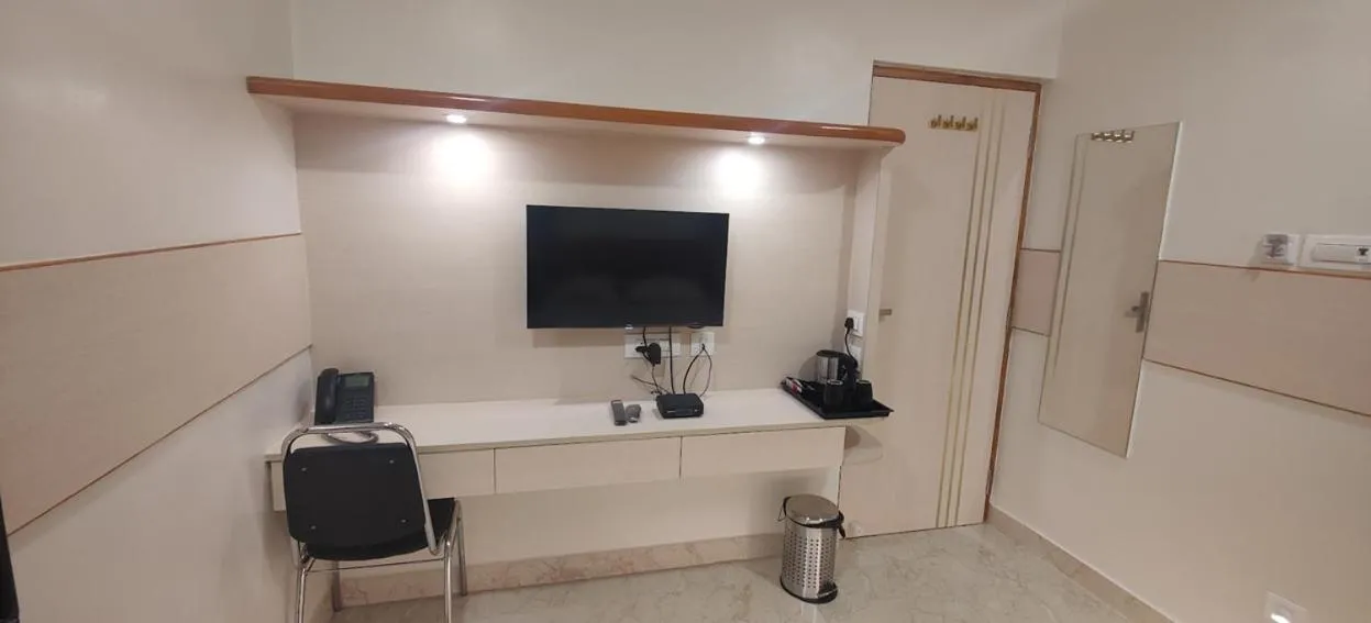 Nandhavanam A Business Class Residency