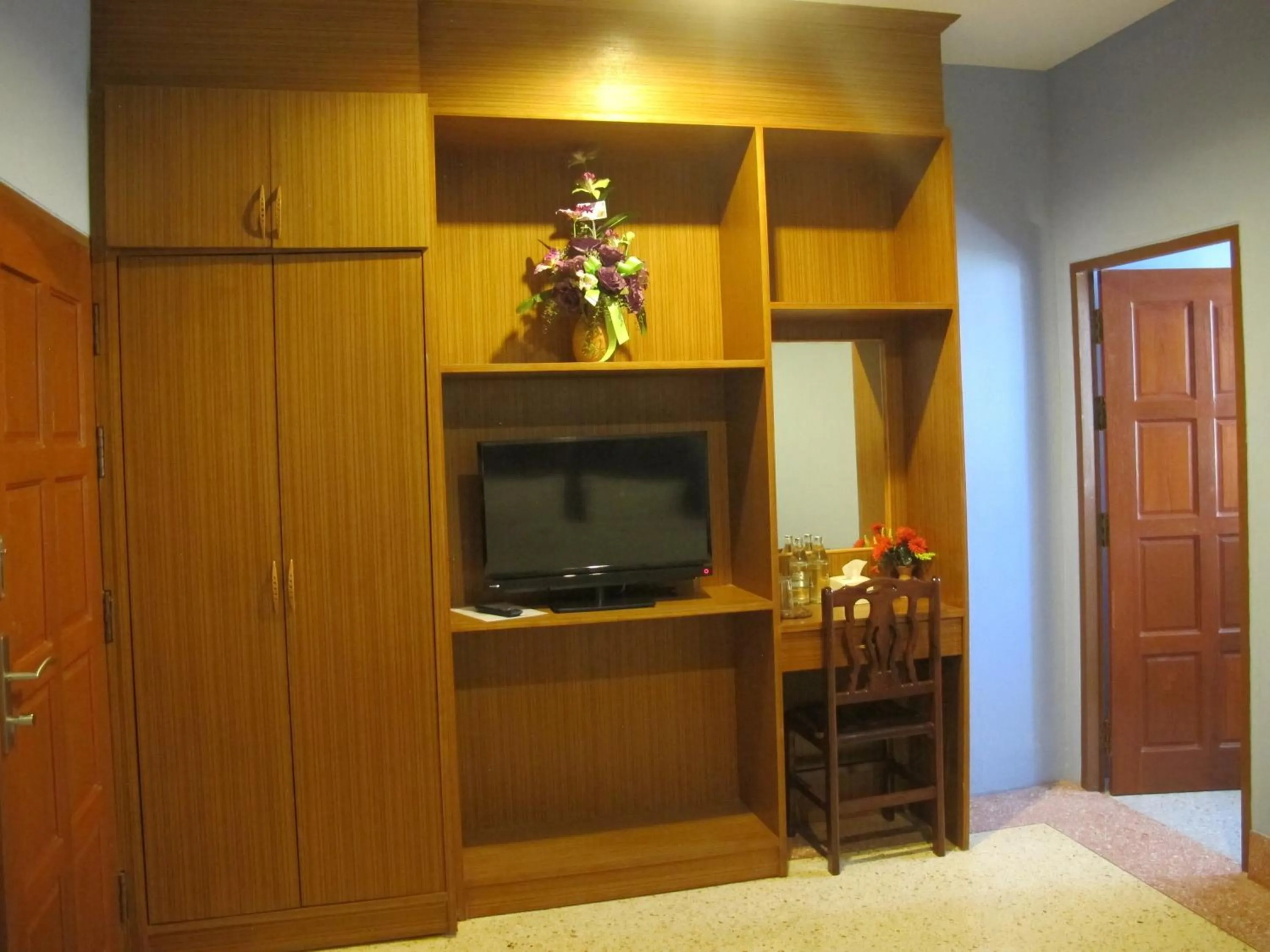 TV and multimedia in The Star Hotel