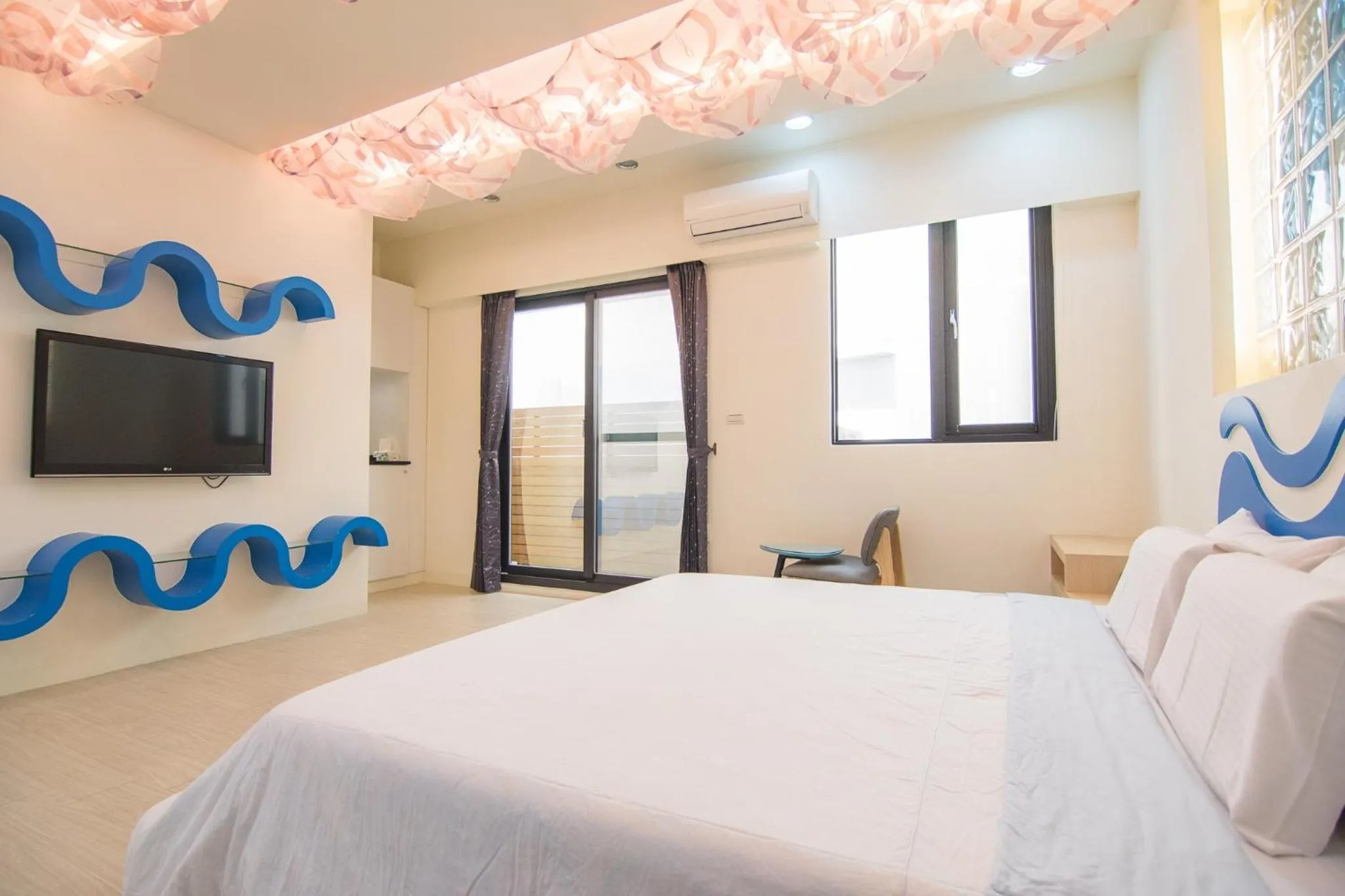 Bed in Little SkyLark B&B