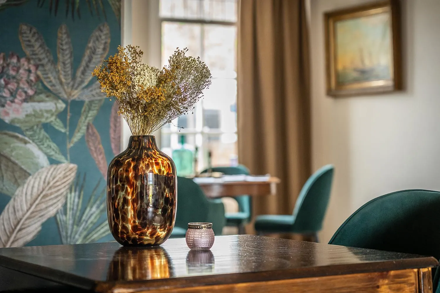 Lounge or bar in Hotel het Anker van Texel