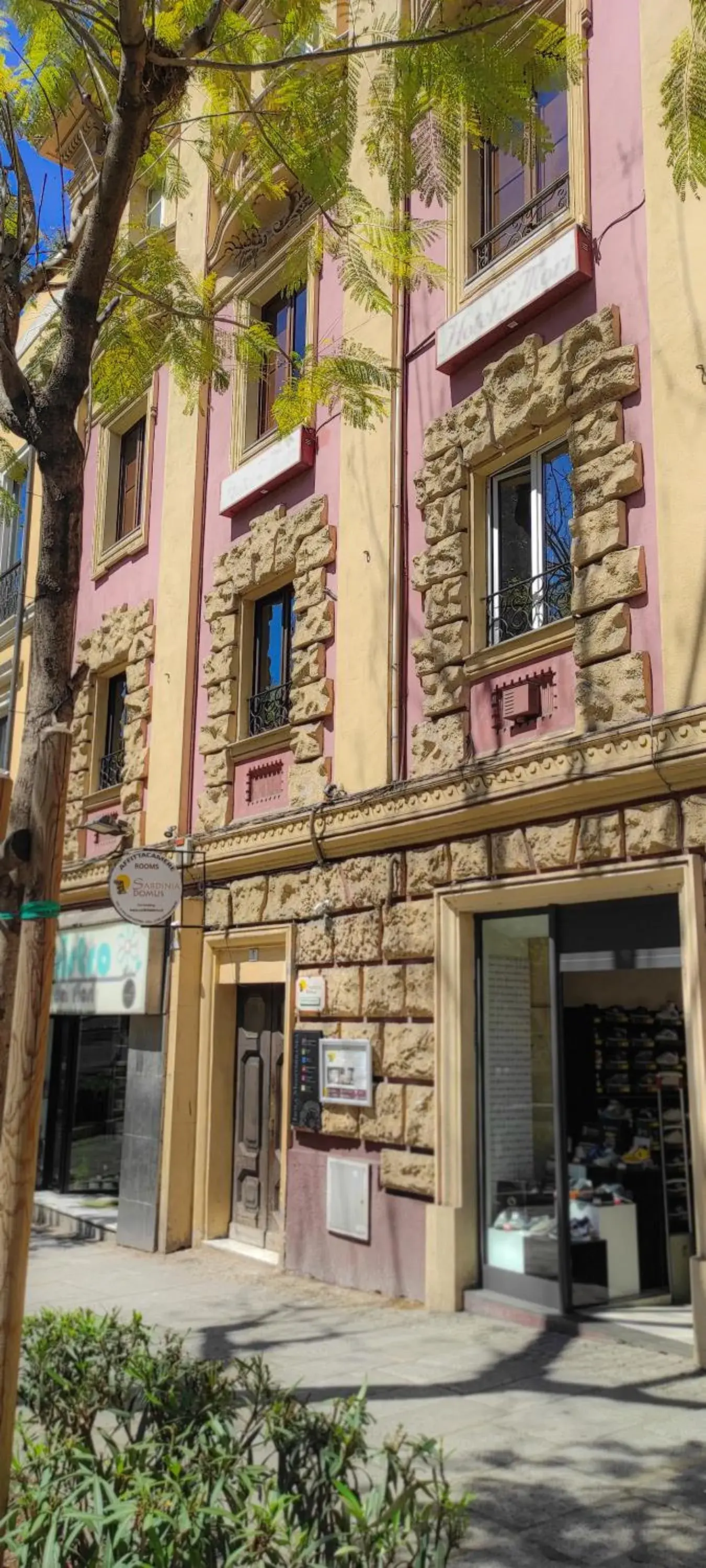 Property building in Sardinia Domus Property building in Sardinia Domus