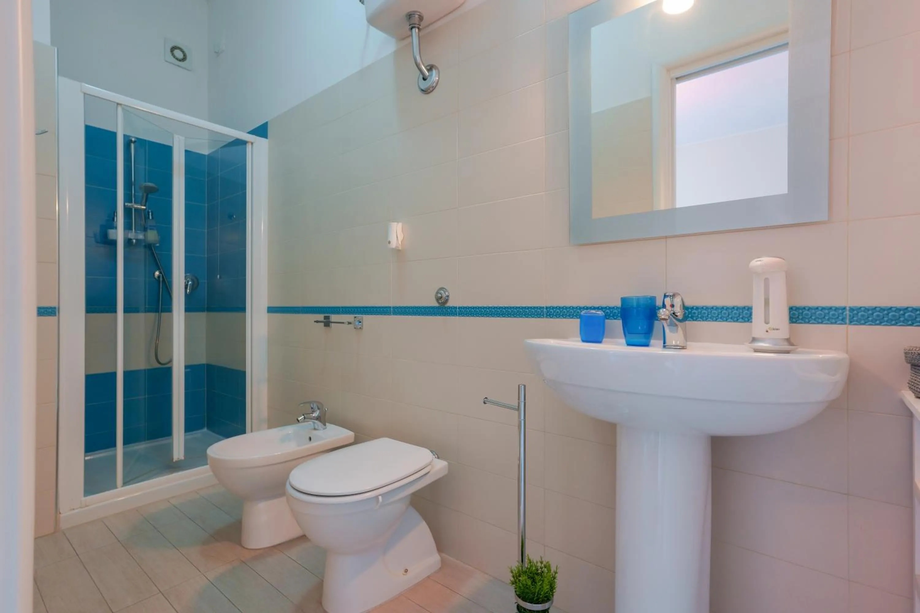 Shower in Fortyfourbandb