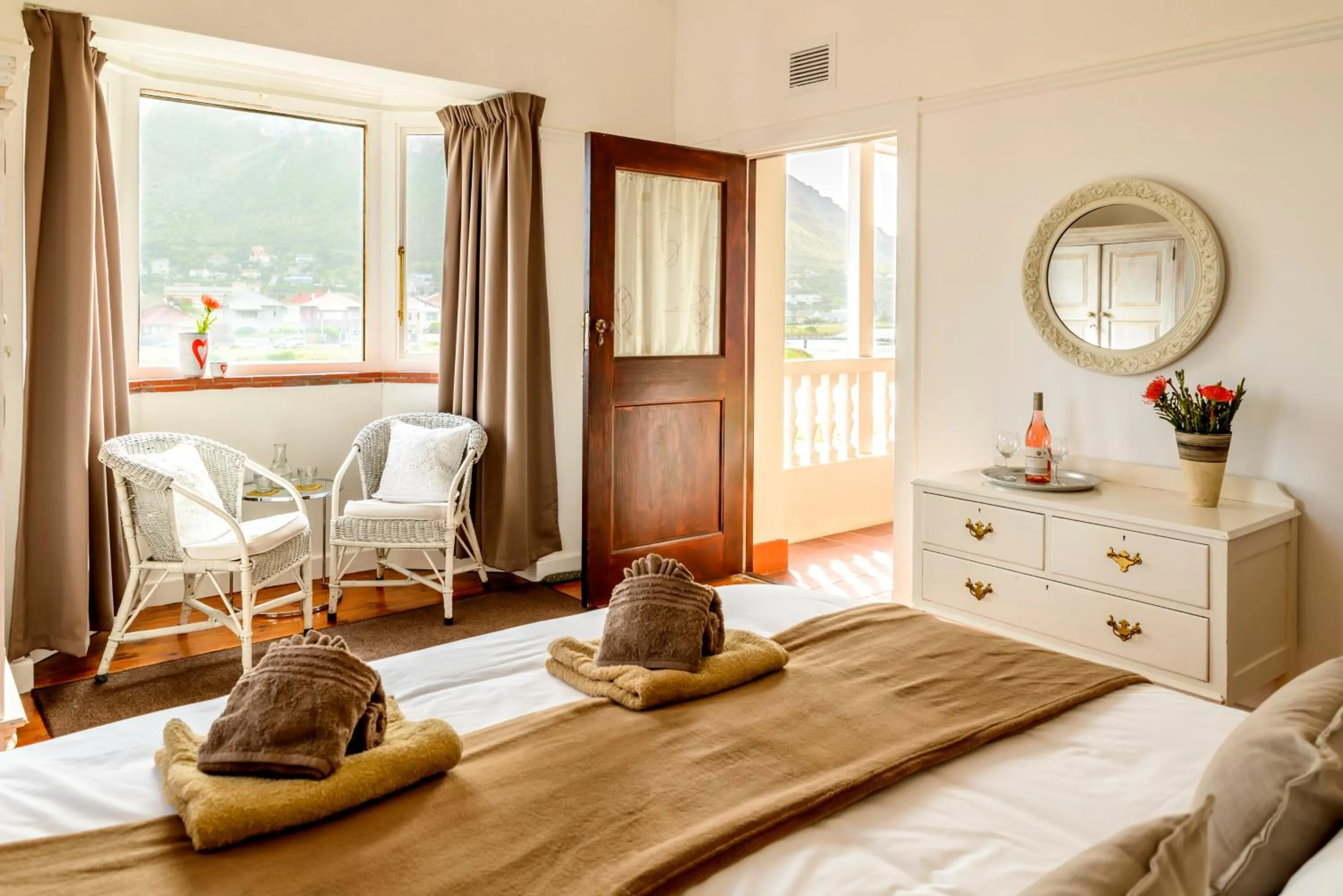 Balcony/Terrace, Bed in The Muize